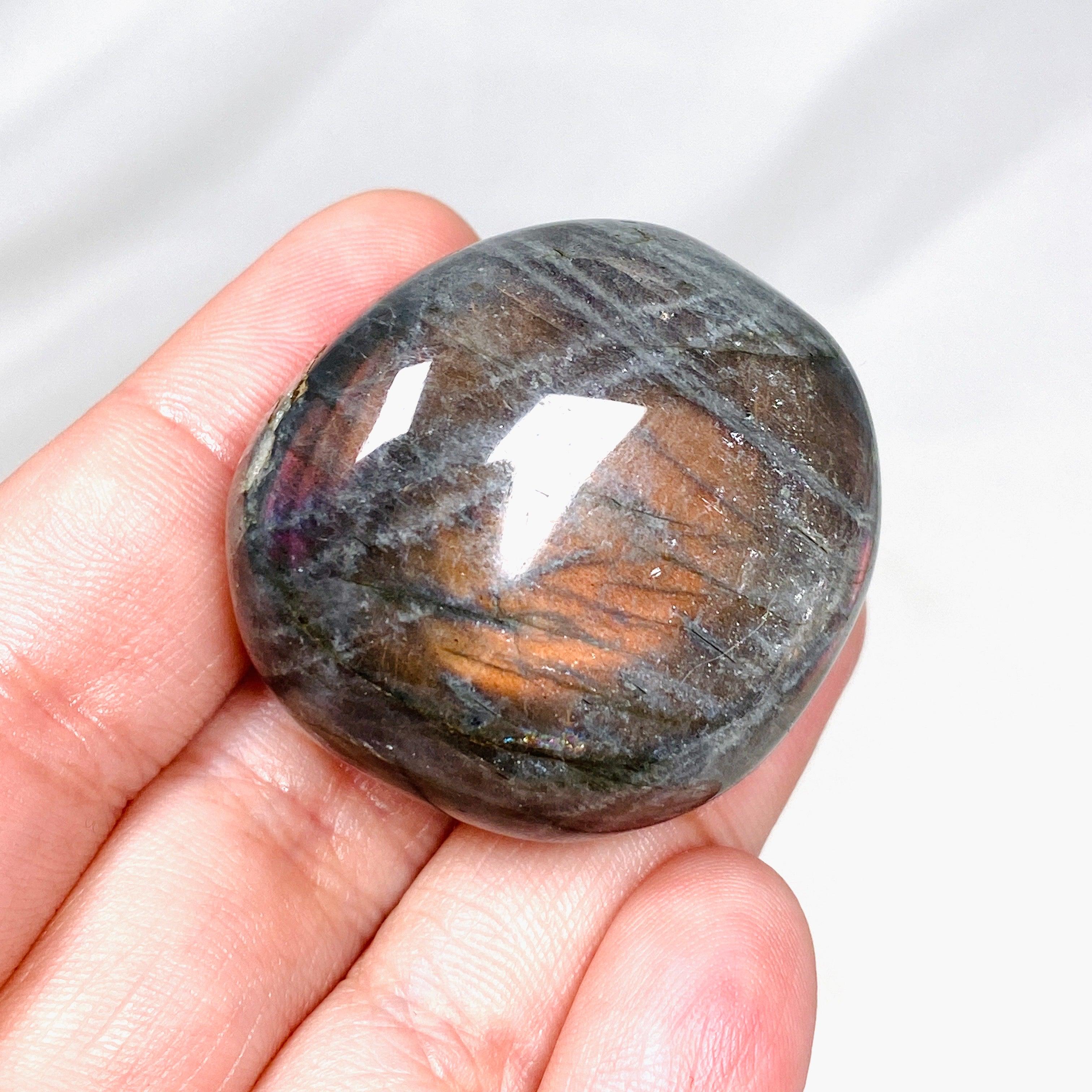 Natural Purple Labradorite Palm Stone - High Grade Healing Crystal for Meditation, Stress Relief & Energy Balancing - Perfect for Reiki, Yoga & Spiritual Practices