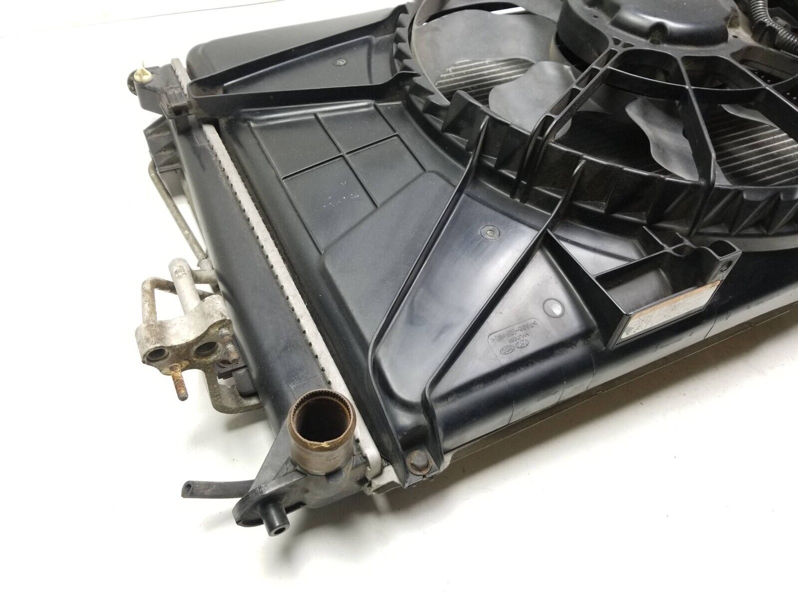 2006-2010 Hyundai Azera Radiator Condenser Cooling Fan Assembly 3.8L V6 OEM Replacement - Perfect for Engine Cooling System Repair & Maintenance
