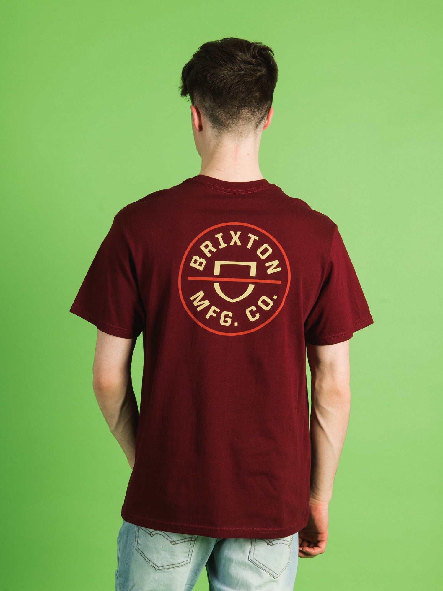 BRIXTON CREST II T-Shirt - Men's Graphic Tee with Vintage Design | Casual Streetwear for Everyday Wear & Urban Outfits