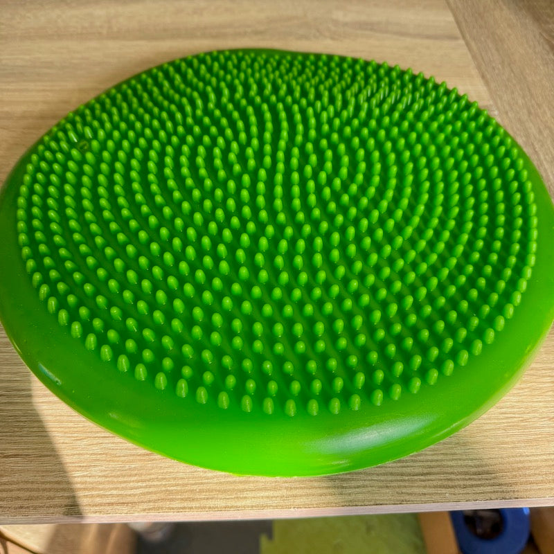 Sensory Wobble Seat Cushion for Kids & Adults - Flexible Balance Disc for Classroom, Office & Home - Improves Posture & Focus - ADHD & Autism Friendly - Ideal for Chairs, Floor Sitting & Active Learning