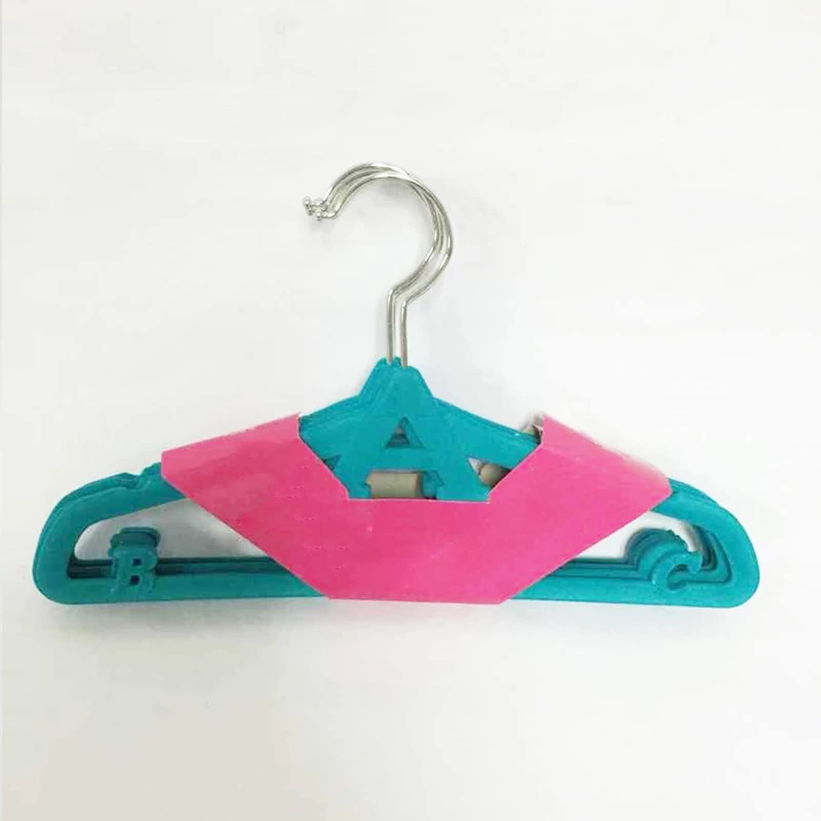 BAILR Heavy Duty Plastic Hangers for Kids Clothes - Durable Coat & Shirt Hangers with Non-Slip Design - Perfect for Closet Organization, Wardrobe Storage & Travel Packing