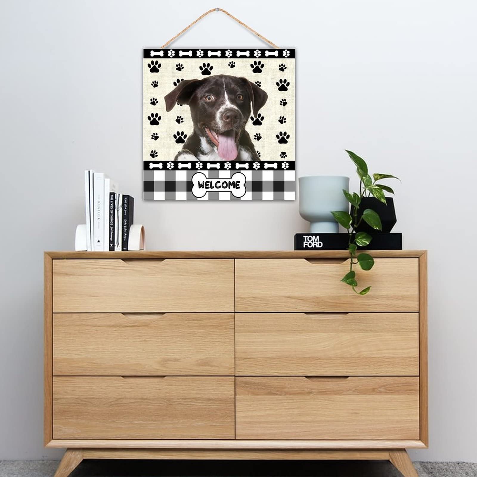 8x8 Inch Rustic Wood Welcome Sign with Dachshund Dog Paw Design - Farmhouse Wall Art Plaque for Door, Kitchen, Dining Room - Handcrafted Wooden Hanging Decor for Home & Office Use