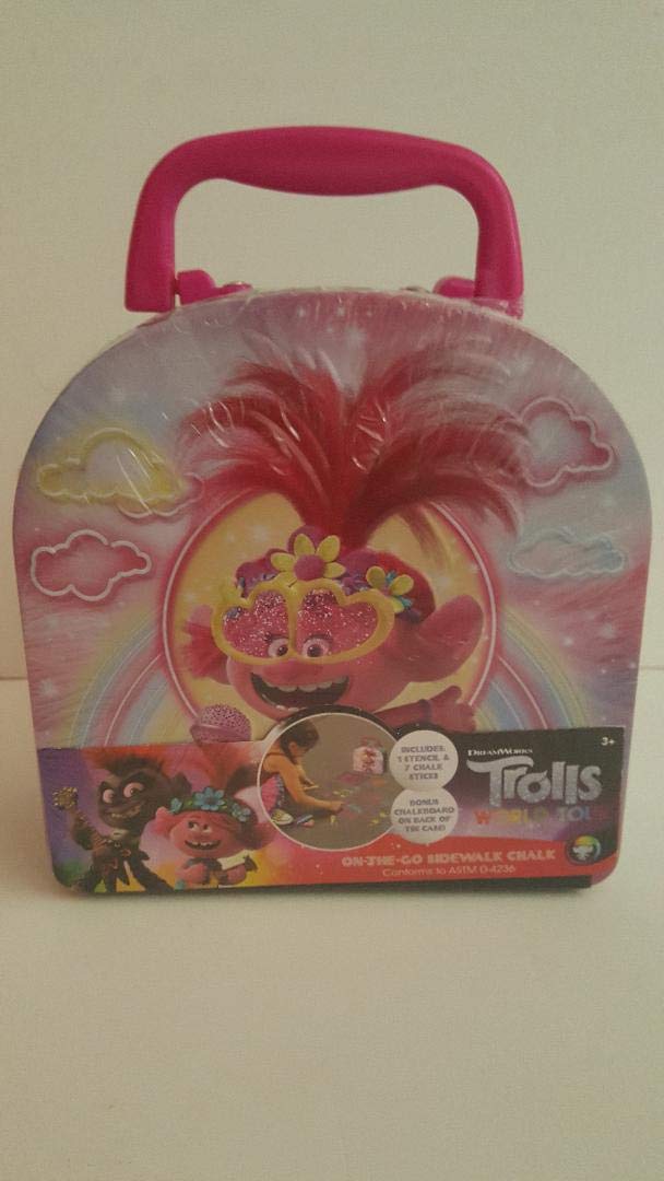 DreamWorks Trolls World Tour Chalk Tin Set - 24 Vibrant Non-Toxic Chalk Sticks for Kids, Outdoor & Sidewalk Art, Birthday Party Favors, Classroom Activities, Summer Fun