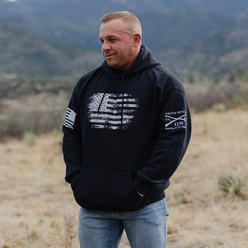 Vintage American Hoodie - Black | Retro Unisex Pullover Sweatshirt | Perfect for Casual Wear, Street Style & Outdoor Activities