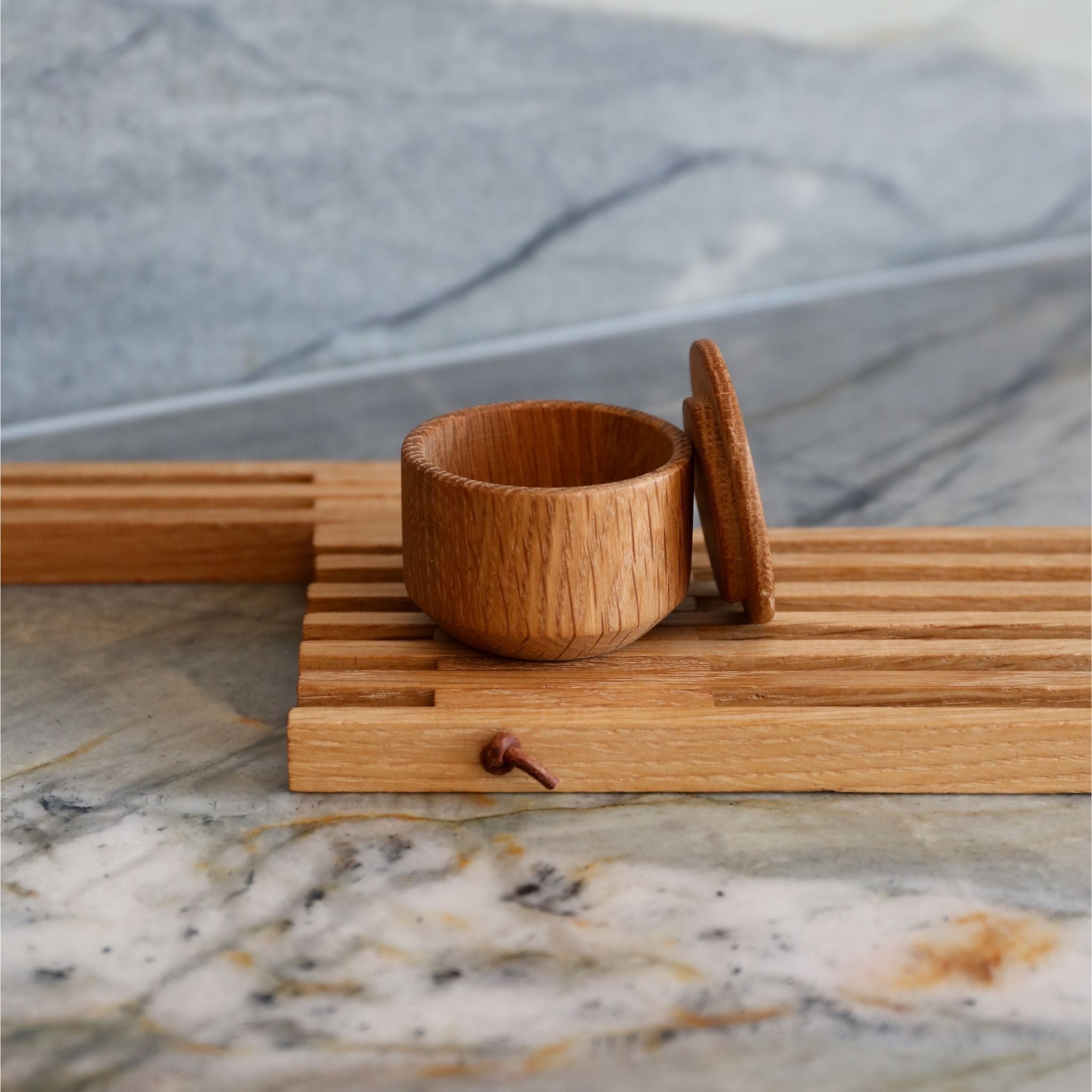 EKTA LIVING Oak Wood Table Frame Trivet - Heat Resistant Coaster for Dining Table, Kitchen Counter, and Coffee Table Protection