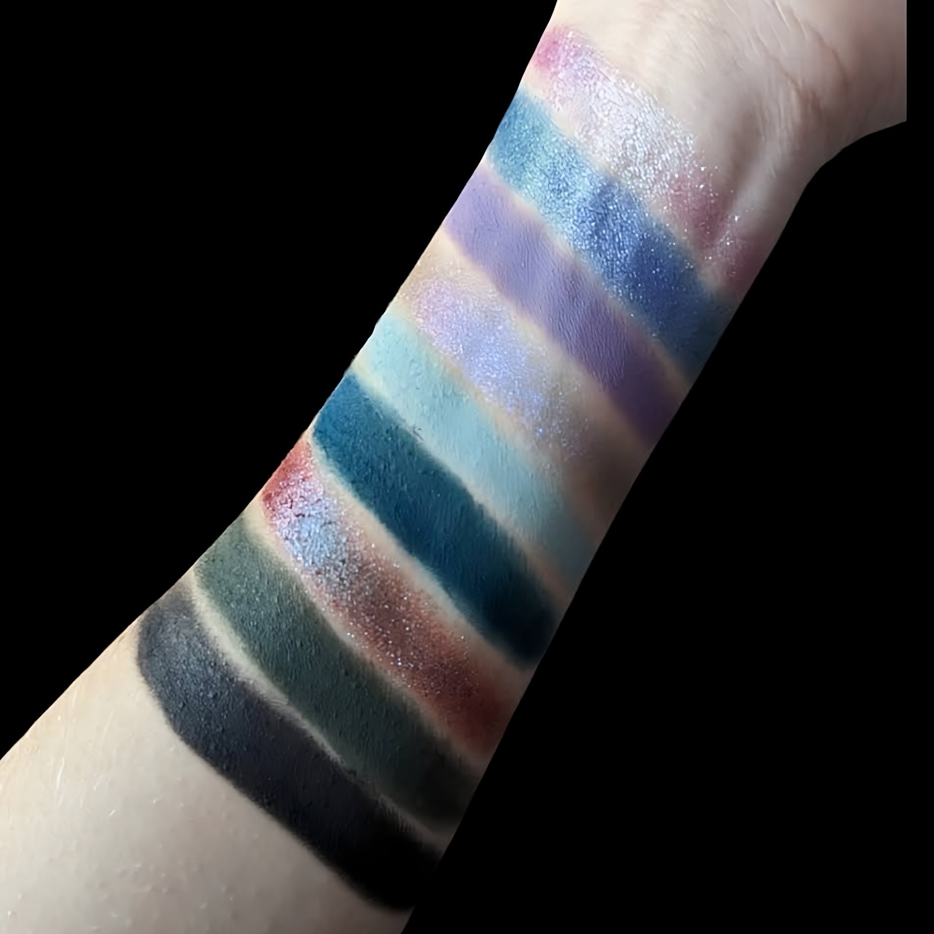 Rogue Eyeshadow Palette - 12 Highly Pigmented Matte & Shimmer Shades | Vegan & Cruelty-Free Makeup for Everyday & Party Looks | Perfect for Professional Makeup Artists & Beginners