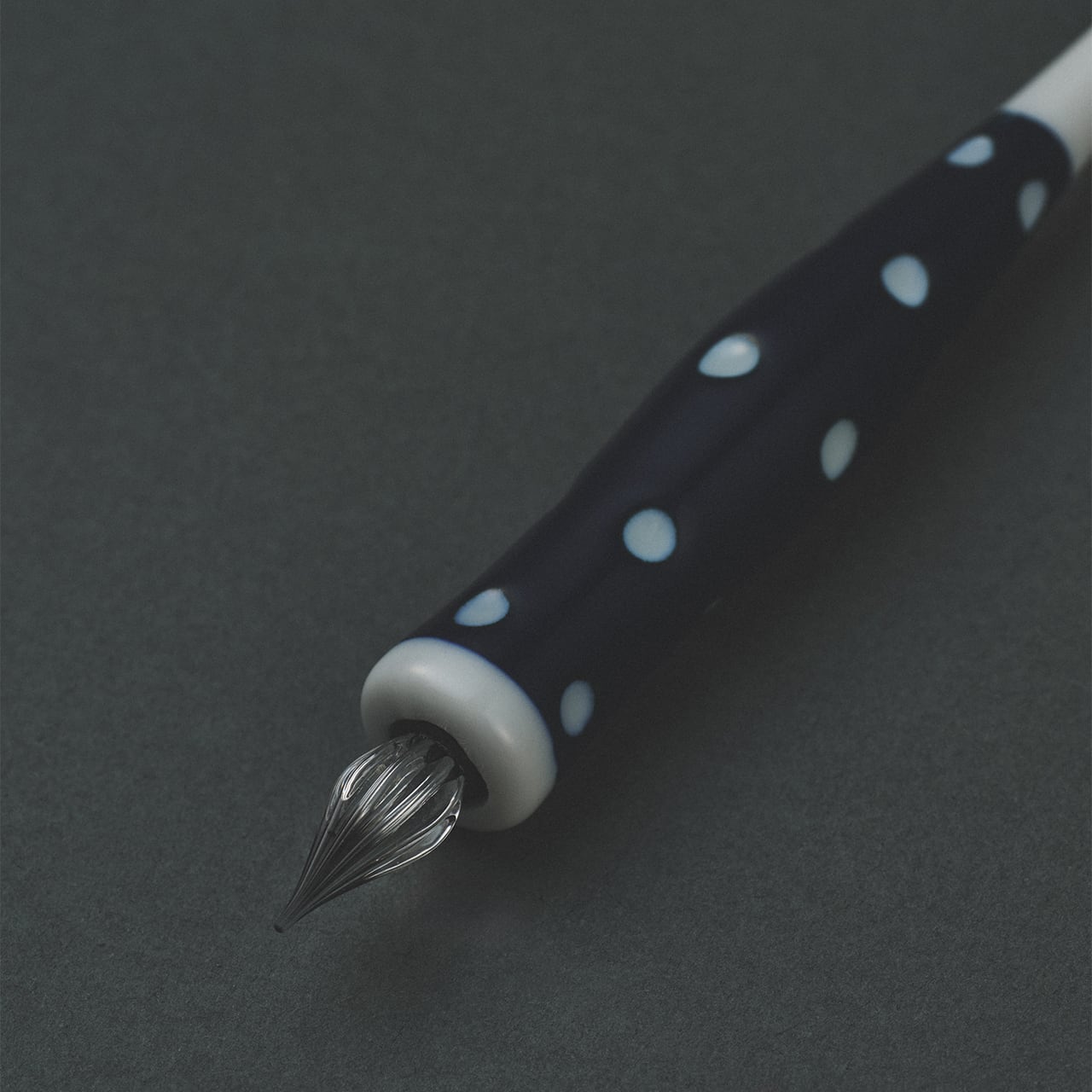 Hizen Yoshida Yaki Japanese Glass Dip Pen - Half Polka Dots Pattern, Handcrafted Calligraphy Pen for Ink Writing & Art - Perfect for Lettering, Sketching, and Gift Giving