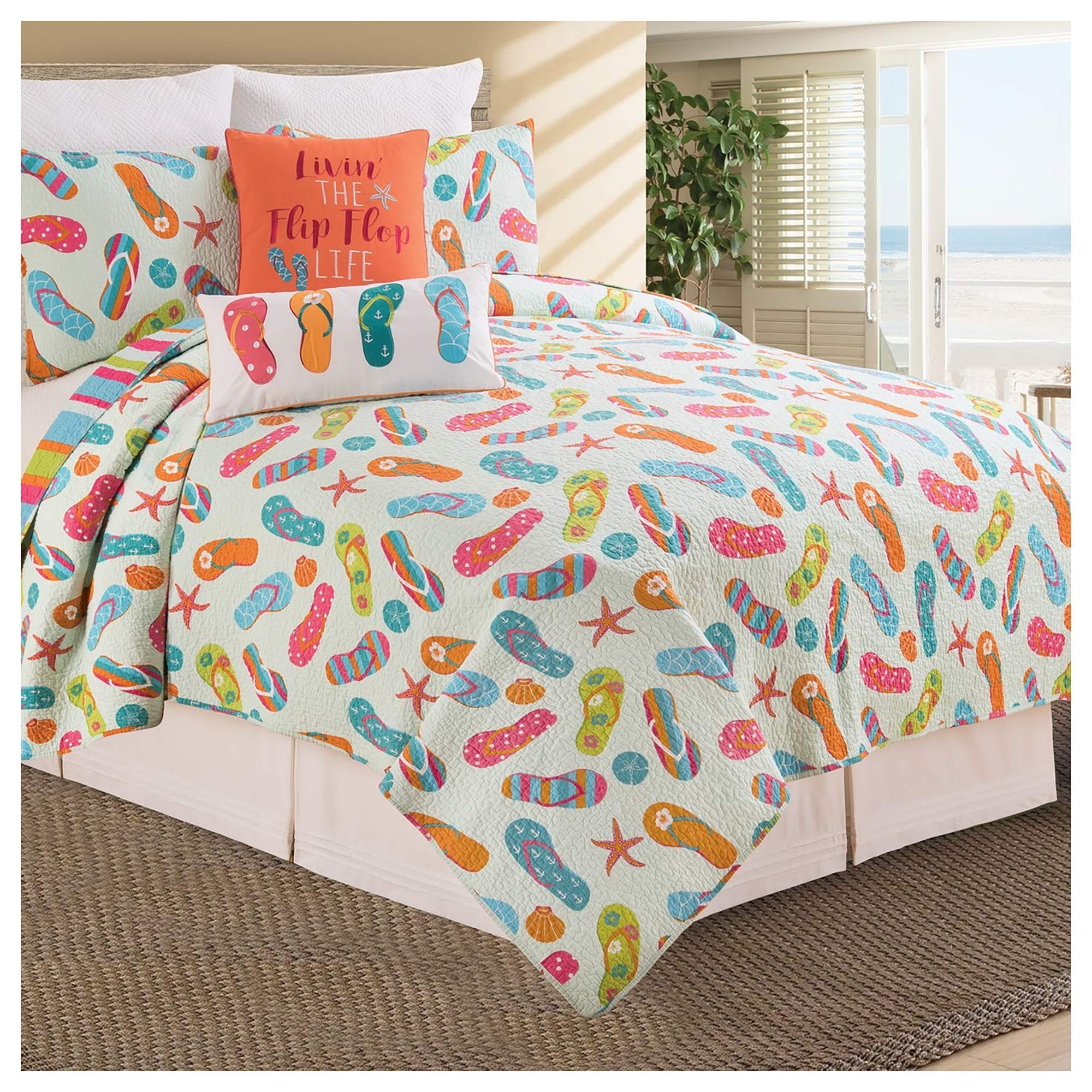 Flip Flop Tropical 108x92 Inch Luxury Cotton 3-Piece King Size Quilt Set - Soft Bedding for Summer, Beach House Decor, and Tropical Themed Bedrooms