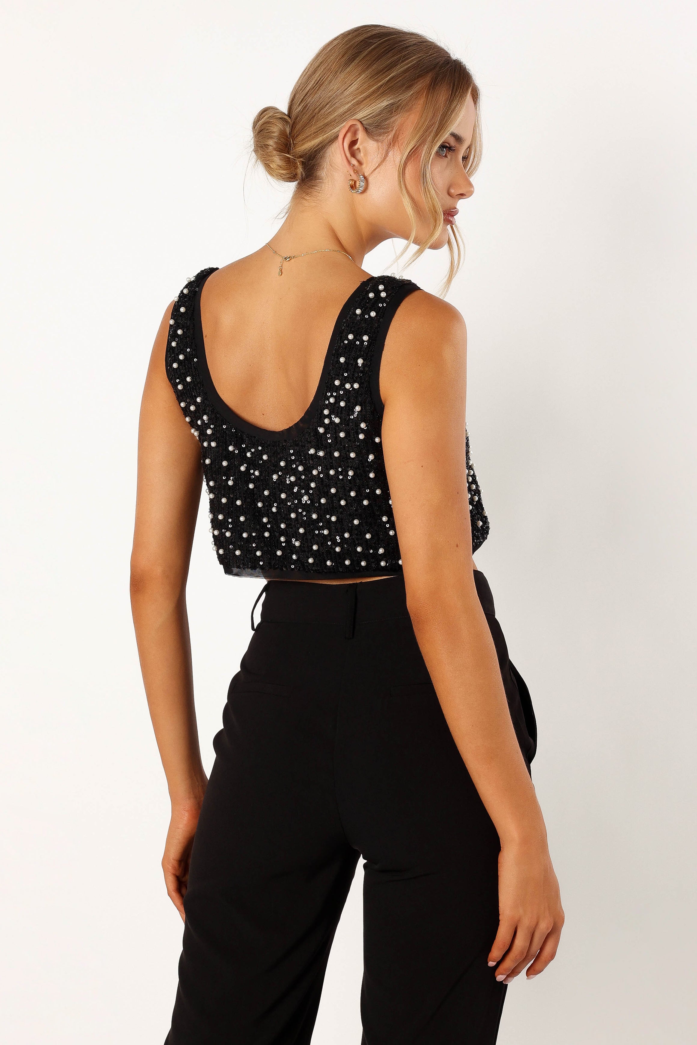 Harley Pearl Crop Top for Women - Stylish Black Summer T-Shirt | Fashionable Casual Wear for Beach, Party & Everyday Outfits