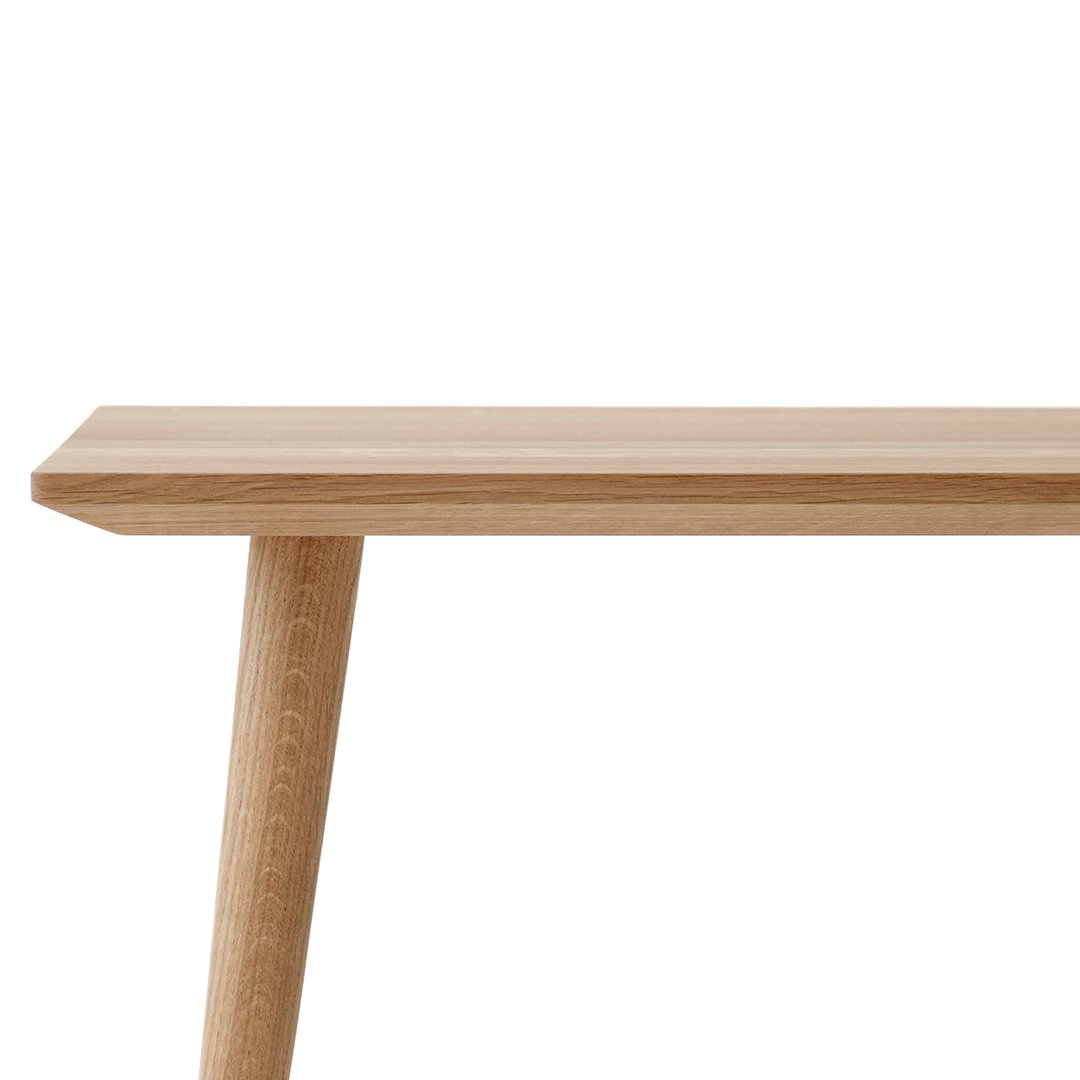 Modern SK23/SK24 Lounge Table - Stylish Coffee Table for Living Room, Office & Outdoor Use - Perfect for Relaxing & Entertaining