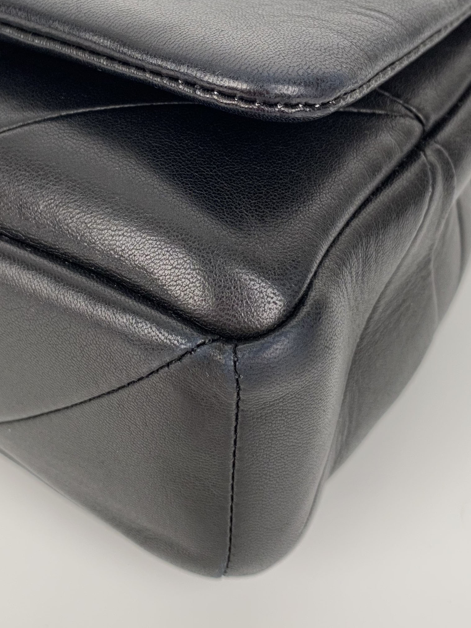 Saint Laurent Medium Black Jamie Bag - Luxury Leather Crossbody Purse for Women | Perfect for Evening Out, Party & Date Night