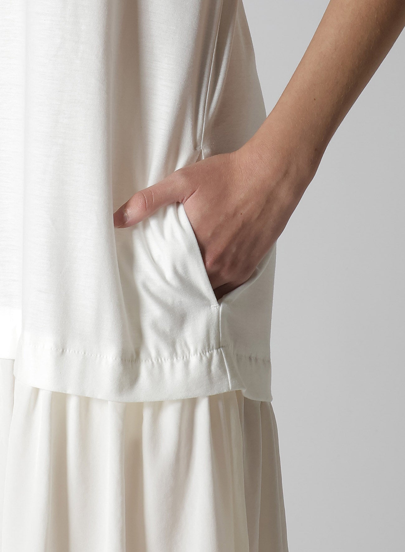 Elegant French Sleeve Dress in Crepe de Chine Fabric - Perfect for Office Wear, Cocktail Parties & Special Occasions