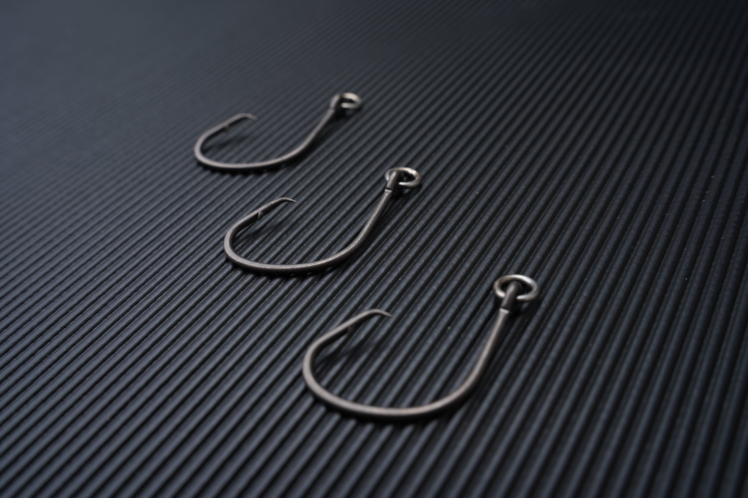BKK Mutsu Medium Ringed Offset Circle Hooks - Strong Saltwater Fishing Hooks for Bass, Catfish, and Trout - Perfect for Freshwater and Saltwater Fishing Trips