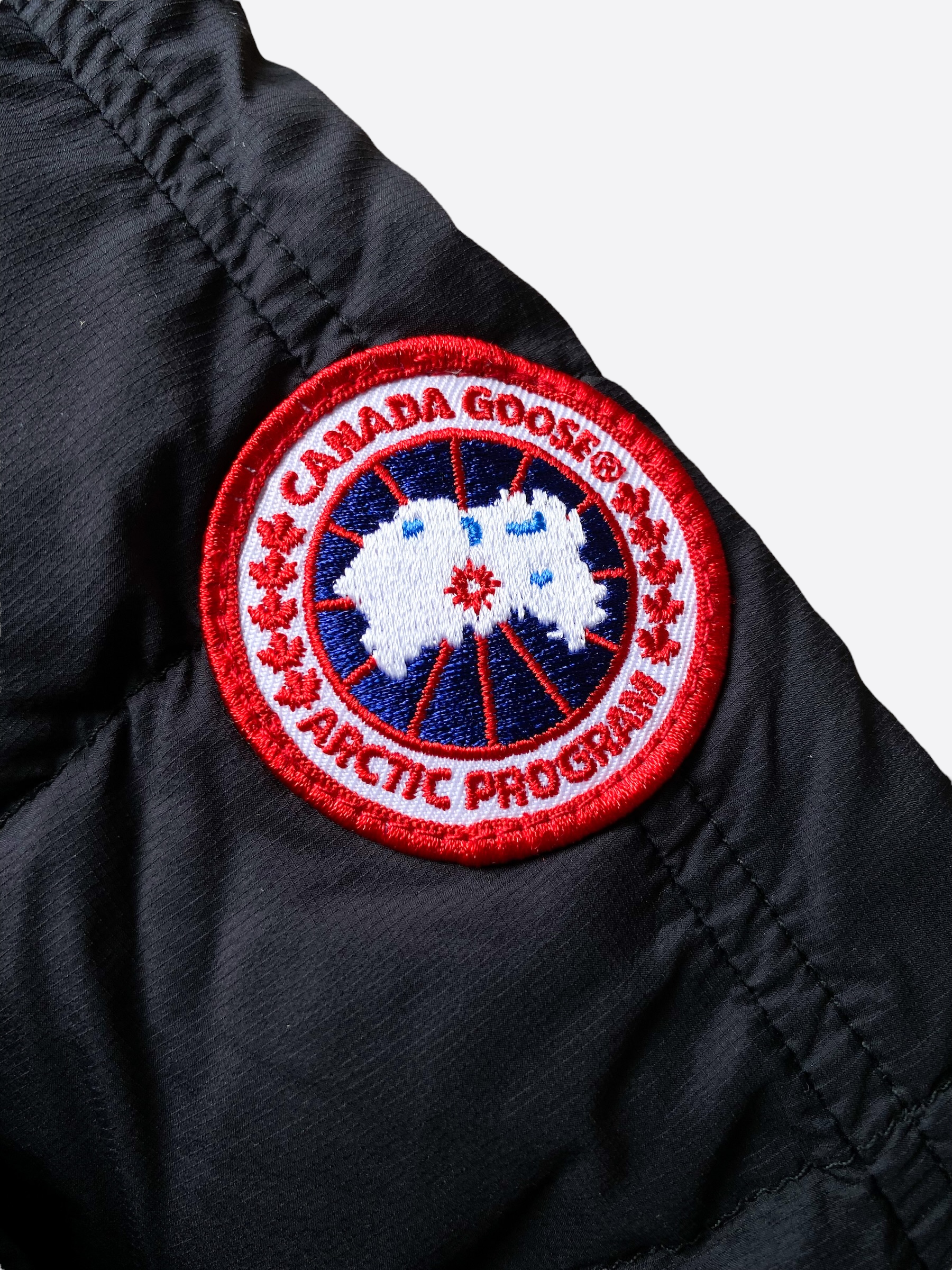 Canada Goose Black Dunham Men's Waterproof Winter Jacket - Windproof Parka with Fur Trim Hood for Extreme Cold Weather - Perfect for Skiing, Snowboarding & Outdoor Adventures