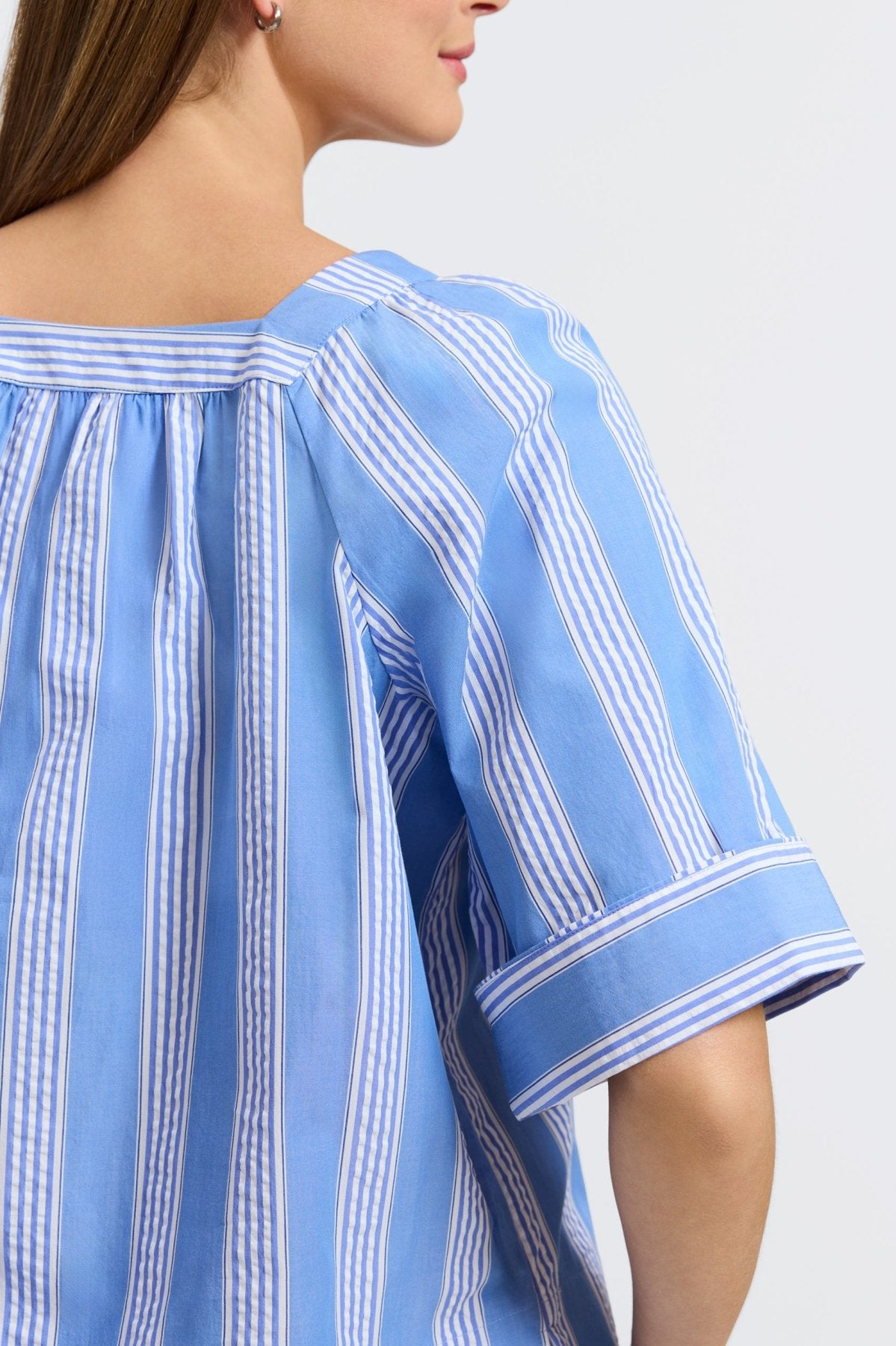 Violet Seersucker Striped Short Sleeve Popover Shirt for Women - Casual Summer Beachwear & Outdoor Activities
