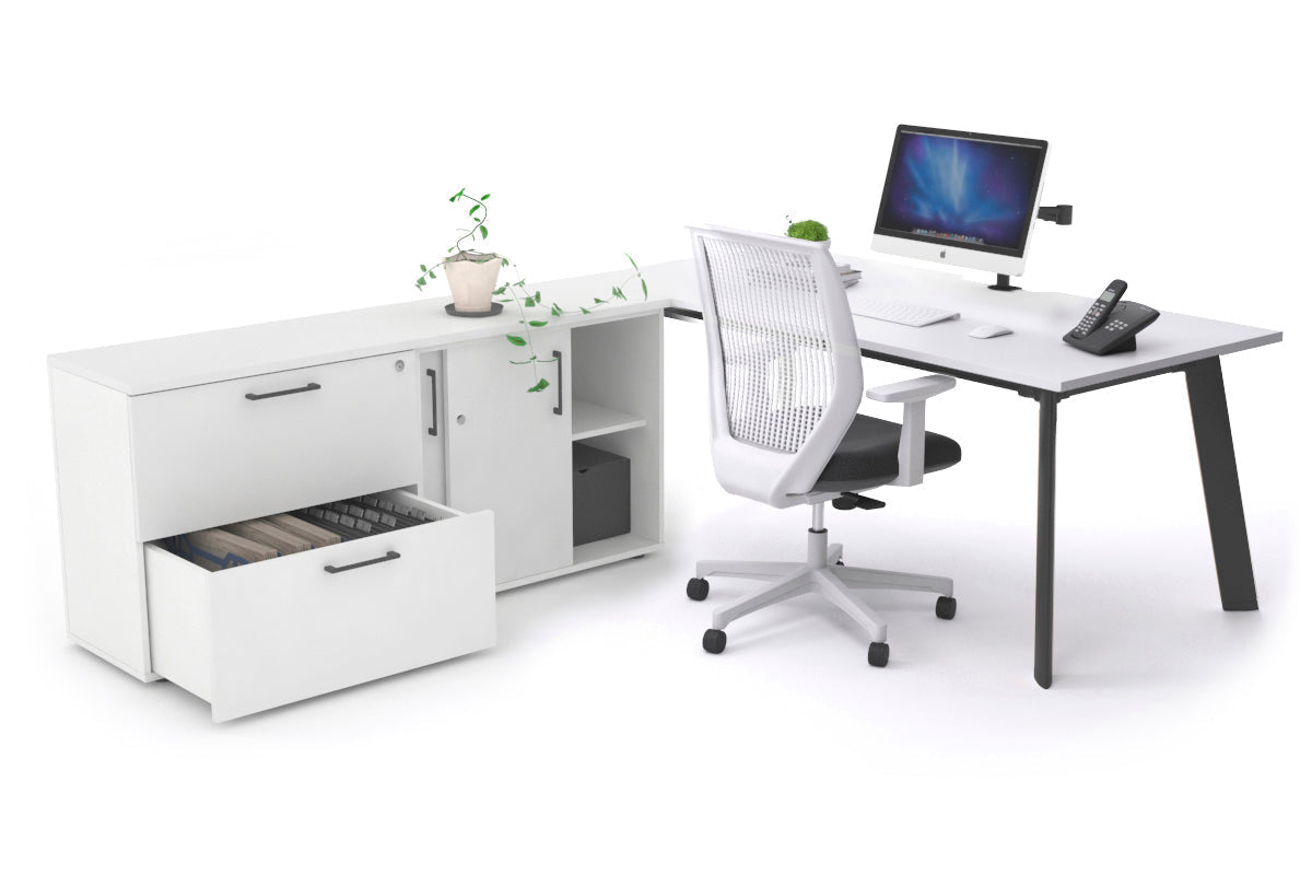Switch Executive Setting With Uniform Spine Black Frame [1600L x 800W with Cable Scallop] - Premium Office Desk for Modern Workspaces