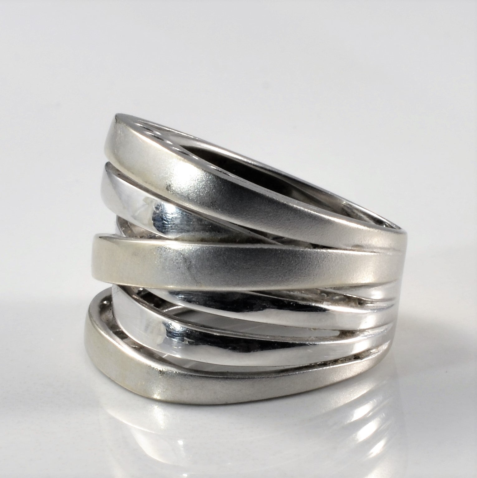 UnoAerre Textured Crossover Ring - Size 7 | Sterling Silver Stackable Band for Women | Perfect for Everyday Wear, Gift Giving & Special Occasions