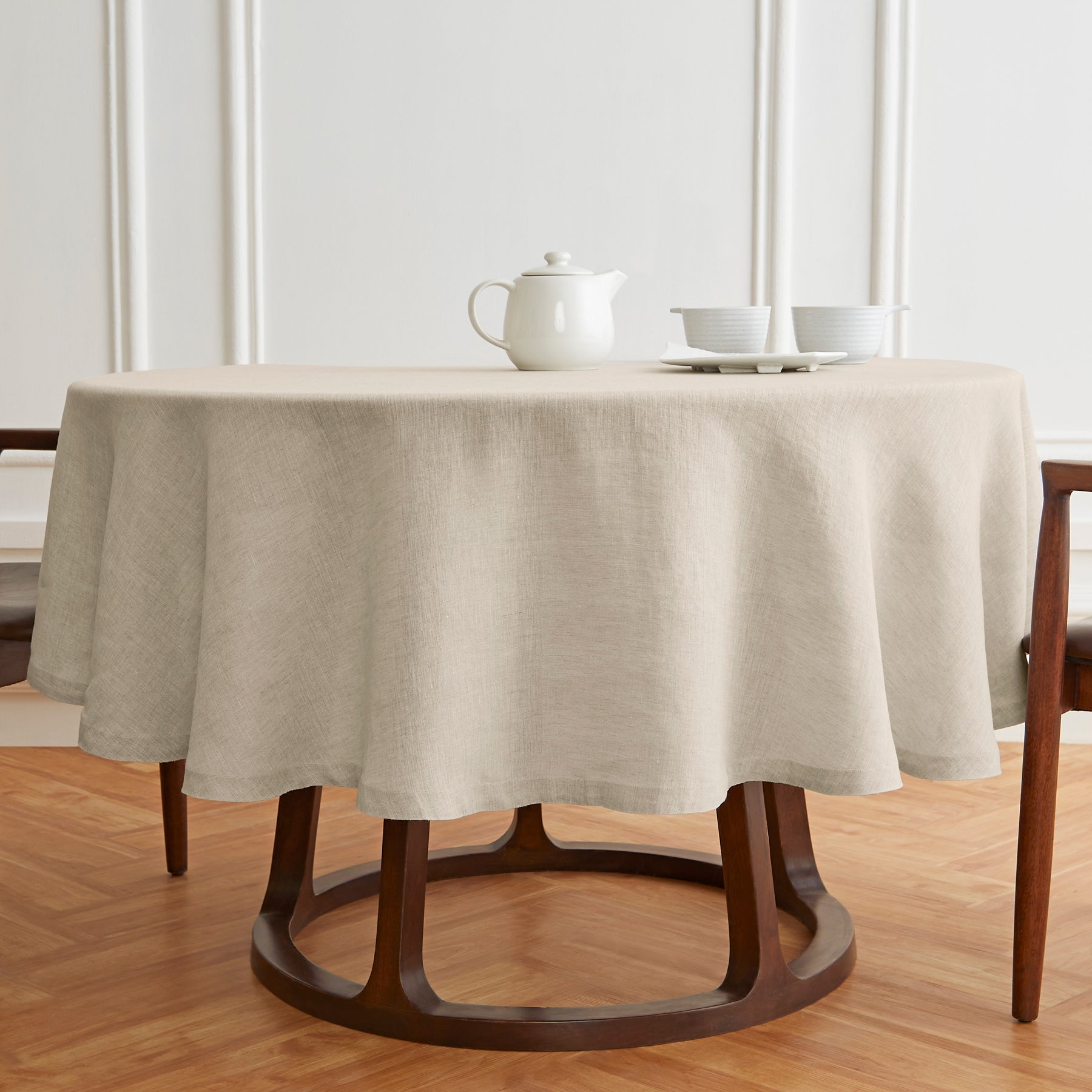 Sonoma Round Tablecloth - Premium Cotton Fabric for Dining & Parties - Perfect for Holiday Gatherings, Weddings & Home Decor