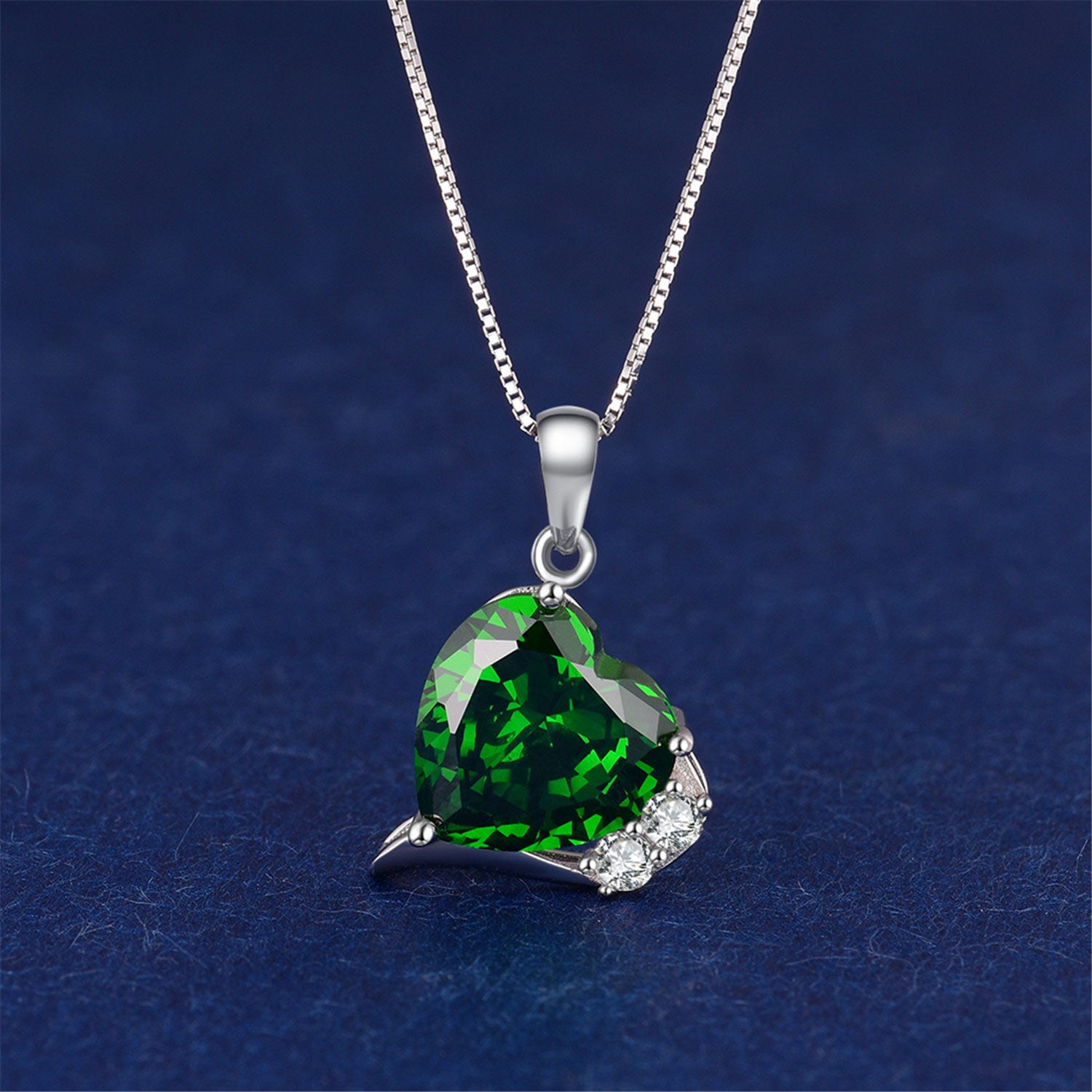 MABELLA Sterling Silver Heart Pendant Necklace with 6.06 CTW Simulated Gemstone, 18 Inch Chain - Elegant Jewelry Gift for Women, Perfect for Valentine's Day, Anniversary, Birthday & Special Occasions
