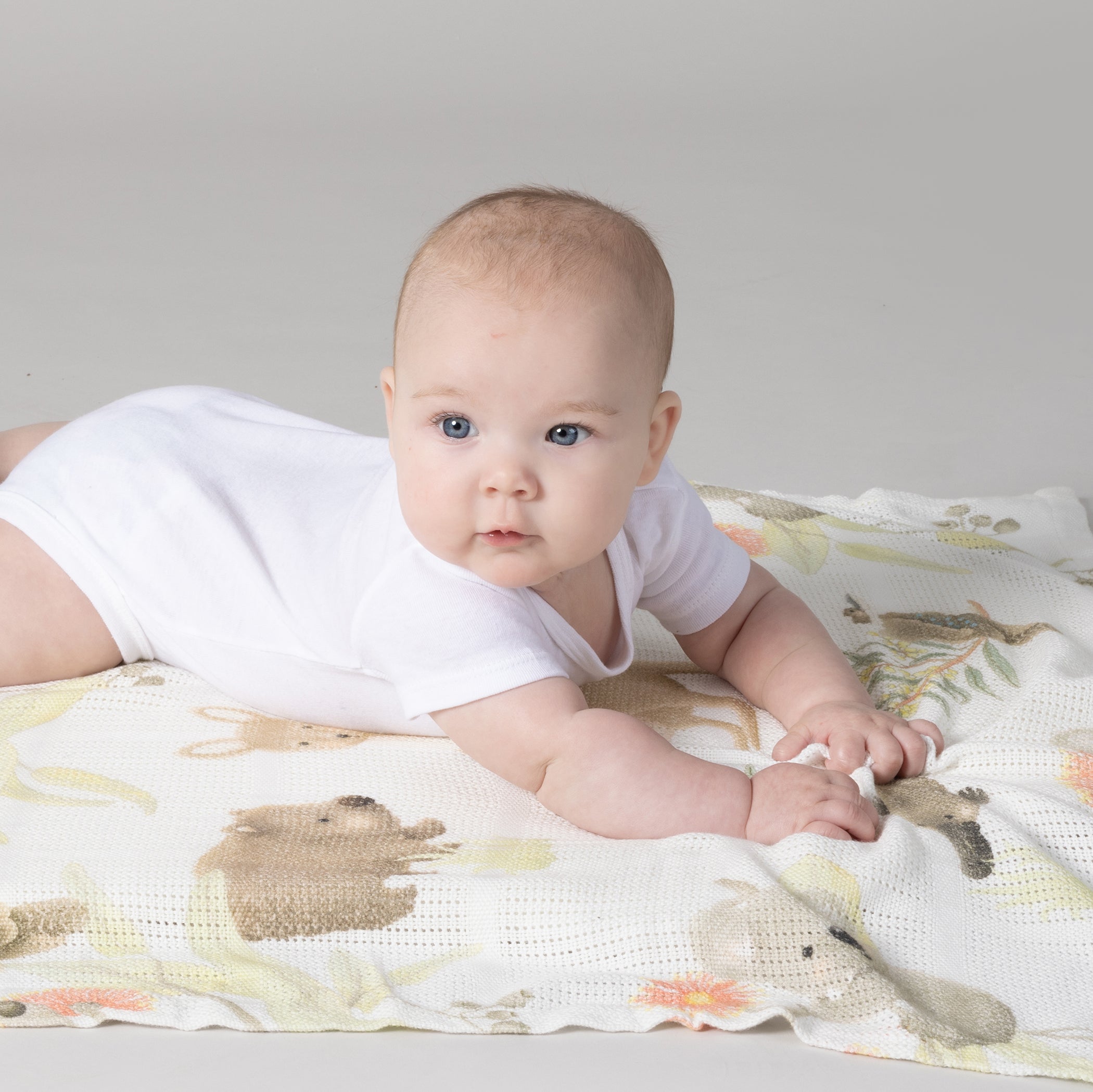 Soft Aussie Animals Fleece Blanket - Cozy & Cute Australian Wildlife Design - Perfect for Baby Nursery, Travel, and Home Decor