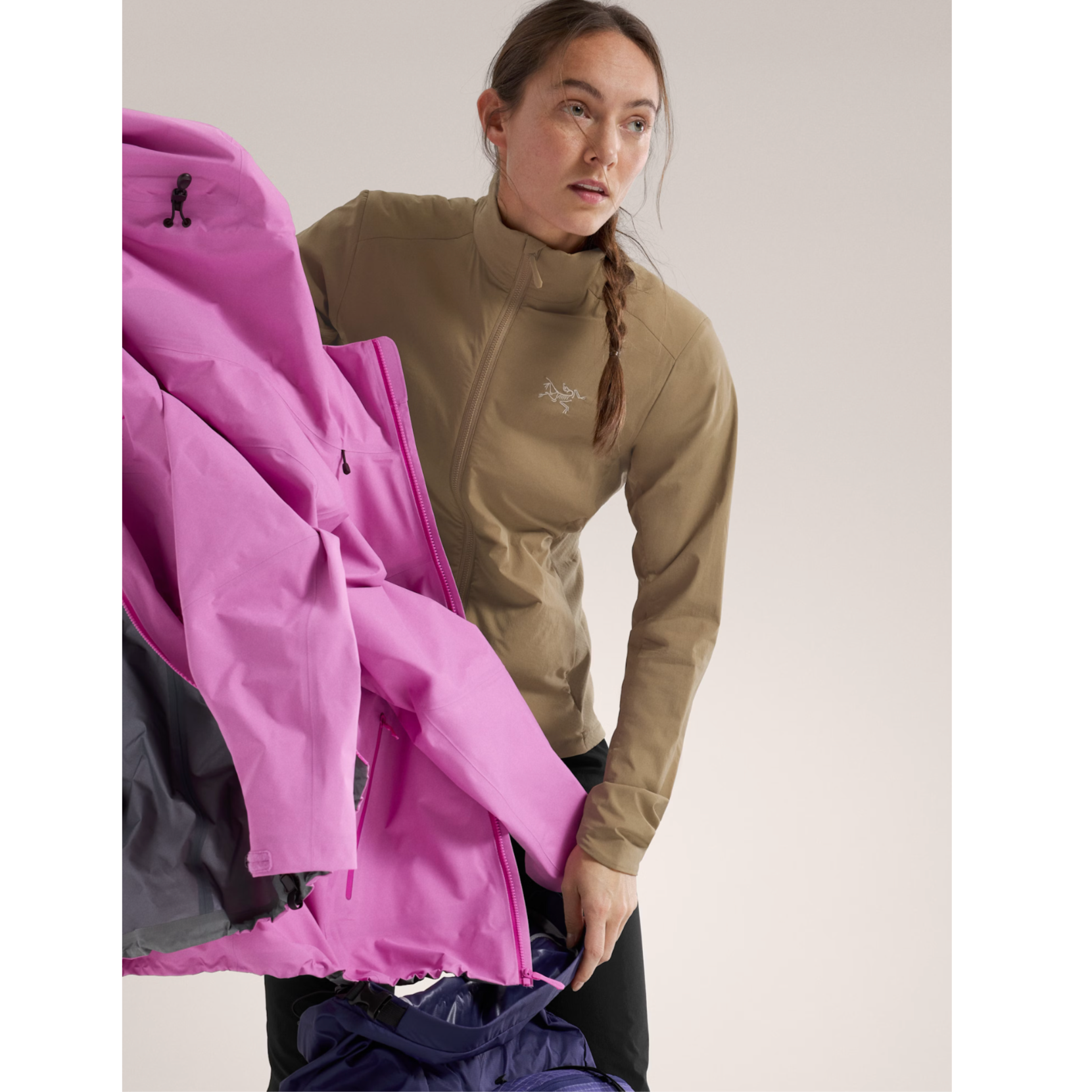 Arc'teryx Women's Atom SL Jacket - Lightweight Insulated Hoodie for Hiking, Running & Outdoor Adventures | Water-Resistant & Breathable Activewear