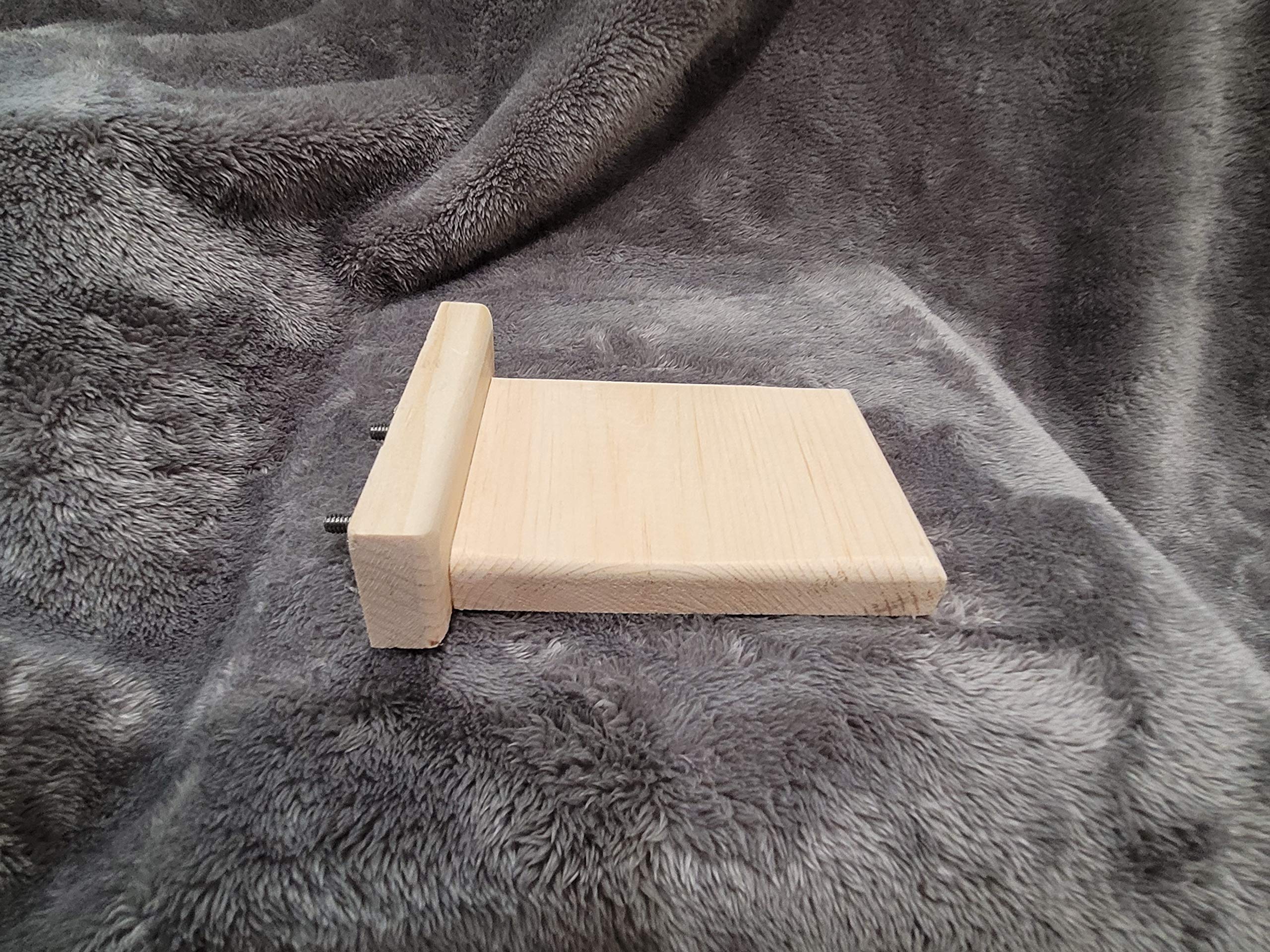 16-Piece Chinchilla Ledge Shelves Set with Poop Guards - Kiln-Dried Pine Wood Small Animal Platform with Mounting Hardware - Perfect for Chinchilla Cages, Rat Habitats & Small Pet Climbing Accessories