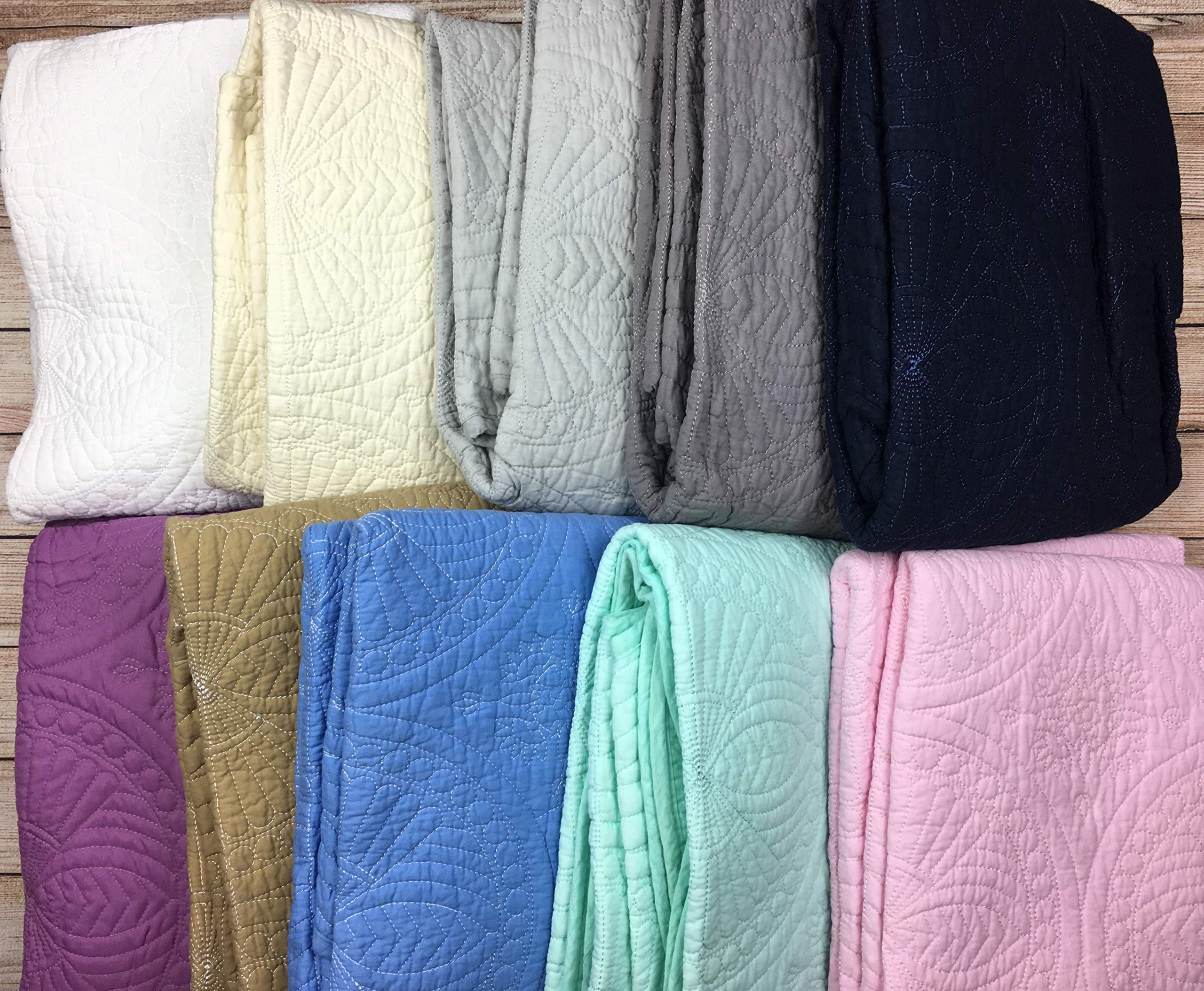Personalized Monogrammed Baby Quilt Blanket - Soft Embroidered Crib Blanket for Newborns, Toddler Boys & Girls - Perfect Baby Shower Gift, Nursery Essentials & Cozy Bedtime Comfort