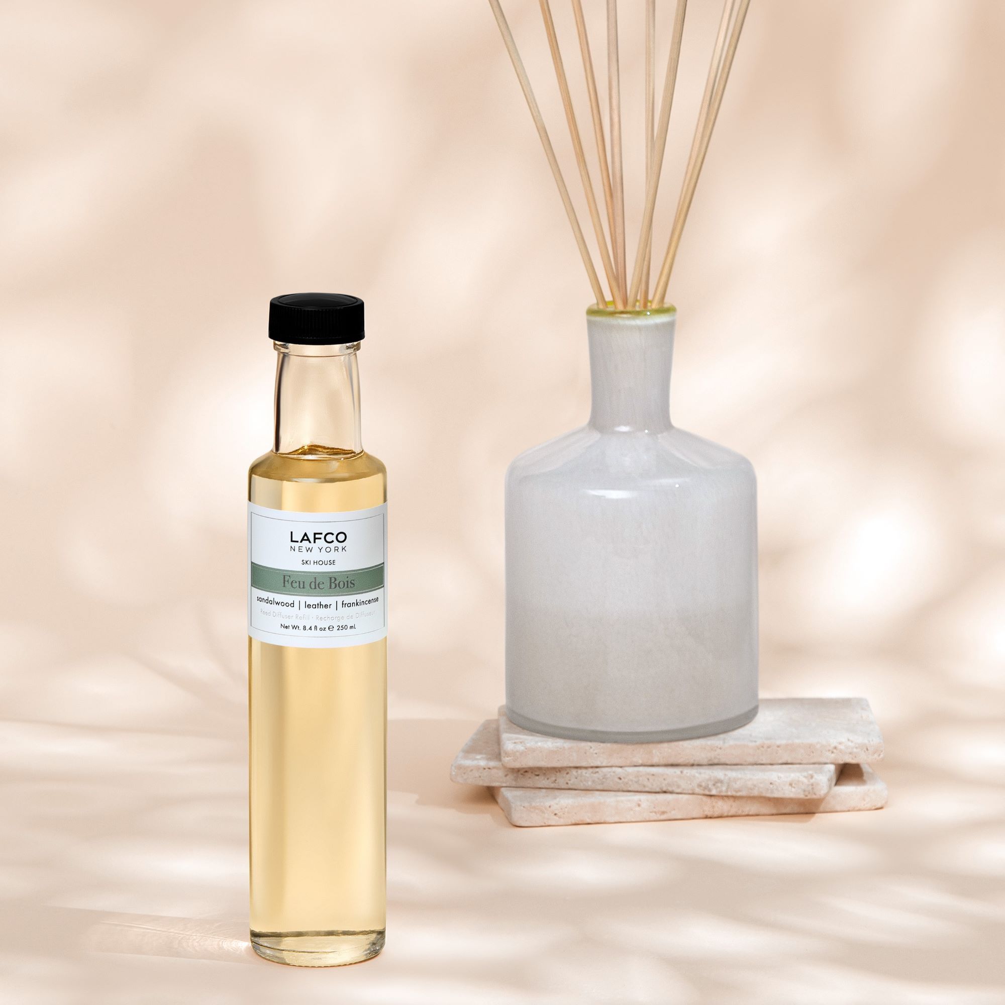 Premium Feu de Bois Reed Diffuser Refill - Long-Lasting Wood Fire Scented Oil for Home & Office - Create Cozy Winter Ambiance