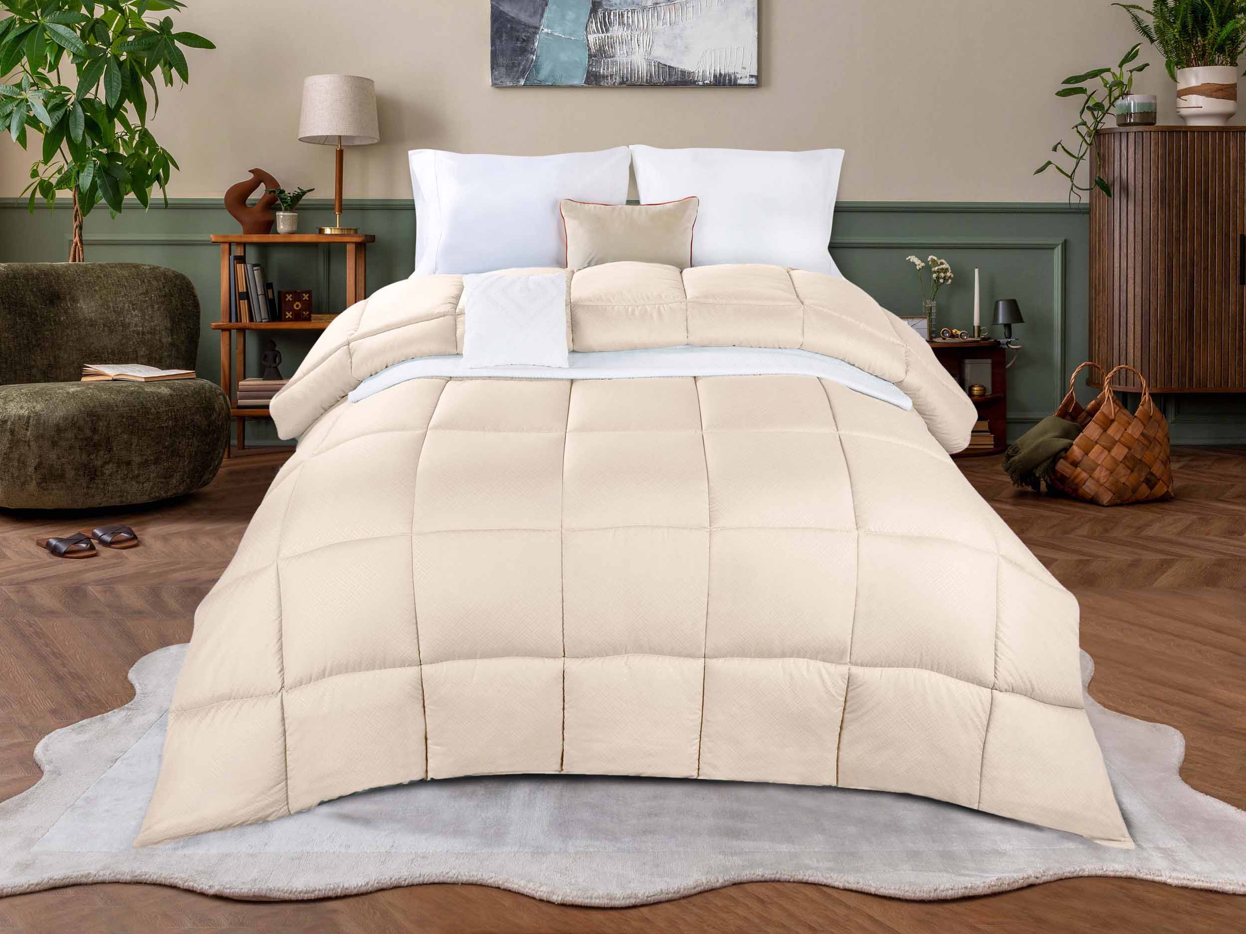 Luxury Basketweave Plush Down Alternative Comforter - Hypoallergenic & Breathable All-Season Bedding for Master Bedroom, Guest Room & Dorm