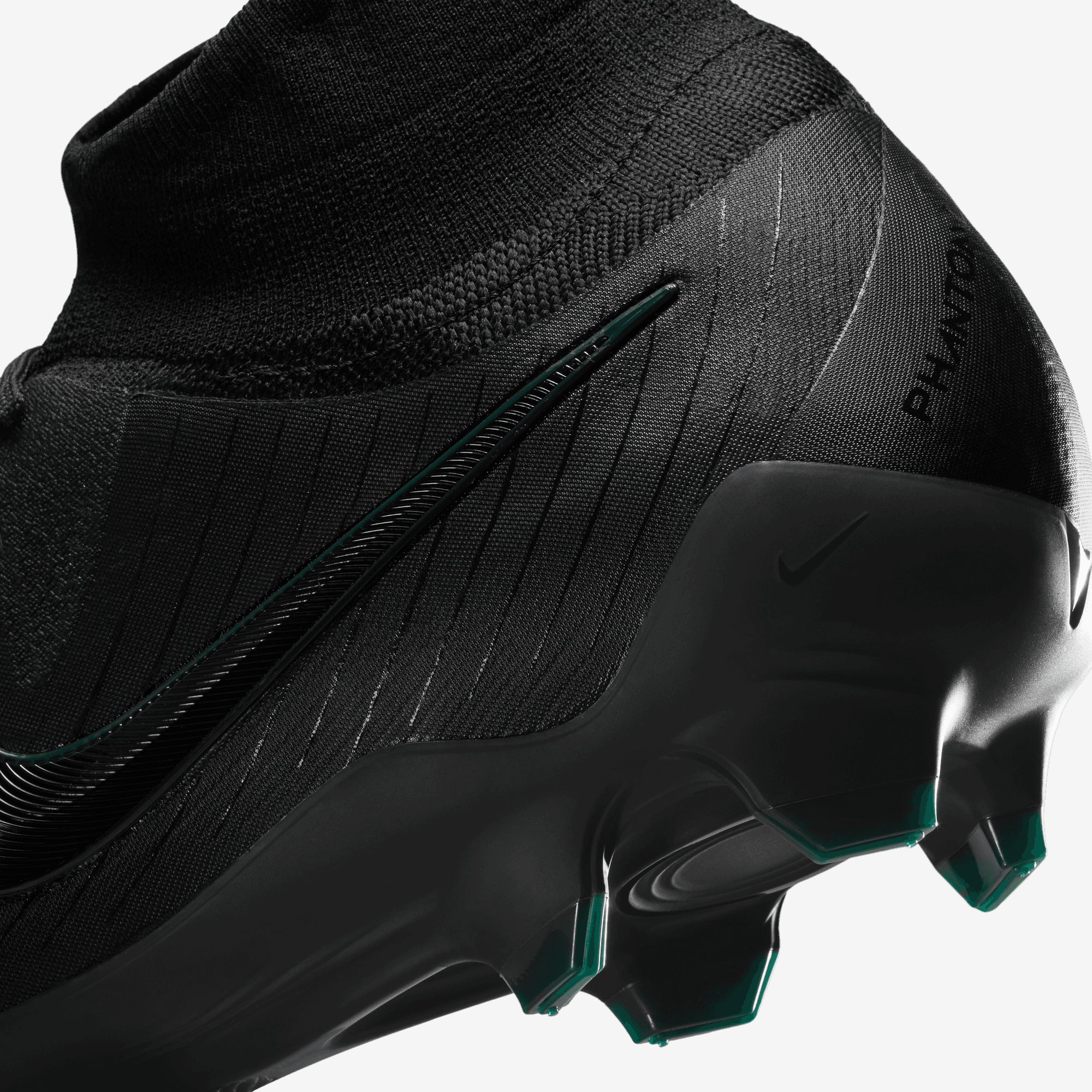 Nike Phantom Luna 2 Pro FG Soccer Cleats - Lightweight Football Shoes for Men with Dynamic Fit Collar - Perfect for Turf, Artificial Grass & Firm Ground Matches
