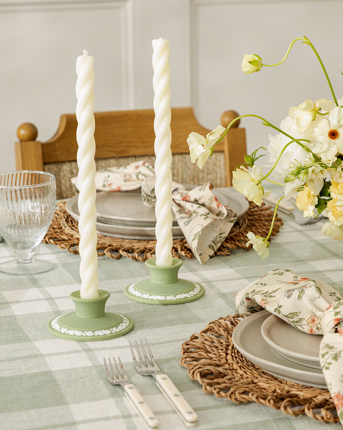 Premium Twisted Taper Candles Set of 6 - Handmade Decorative Dripless Candles for Dining Table, Wedding Centerpieces & Romantic Home Decor