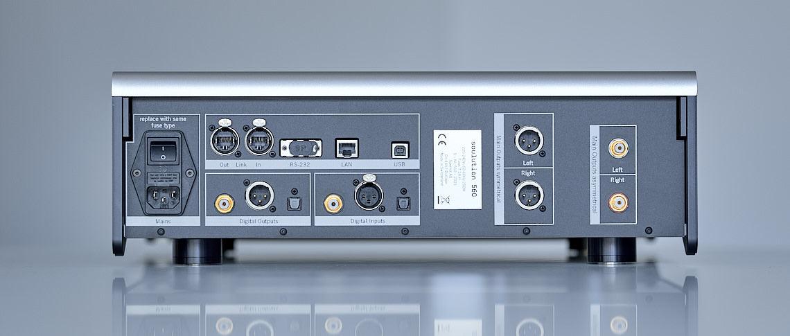 Soulution 560 High-End Digital to Analog Converter (DAC) - Audiophile Grade Sound for Home Theater & Music Listening