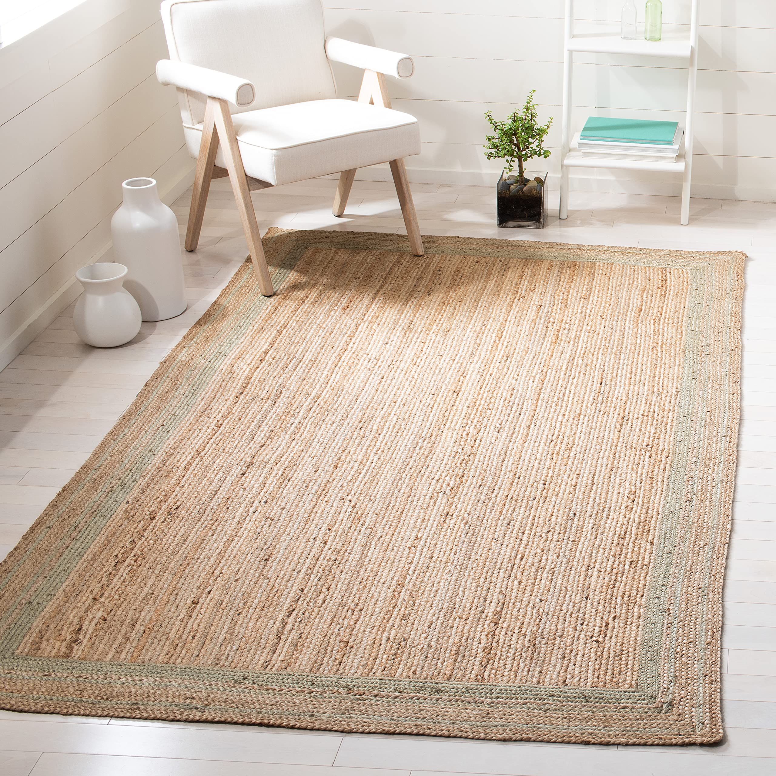 SAFAVIEH Handmade Natural Fiber Jute Area Rug - 6' x 9' Farmhouse Style with Green & Natural Border, Perfect for High Traffic Living Room, Bedroom & Dining Room | Durable & Eco-Friendly Floor Decor for Home & Office (NF109Y)