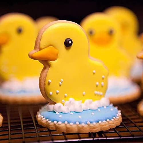 4-Piece Duck & Duckling Stainless Steel Cookie Cutter Set - Durable Metal Biscuit Molds for Baking, Fondant, Fruit Shapes, Kids Birthday Party Decor & DIY Crafts - Perfect for Christmas Cookies, Baby Showers & Baking Gifts
