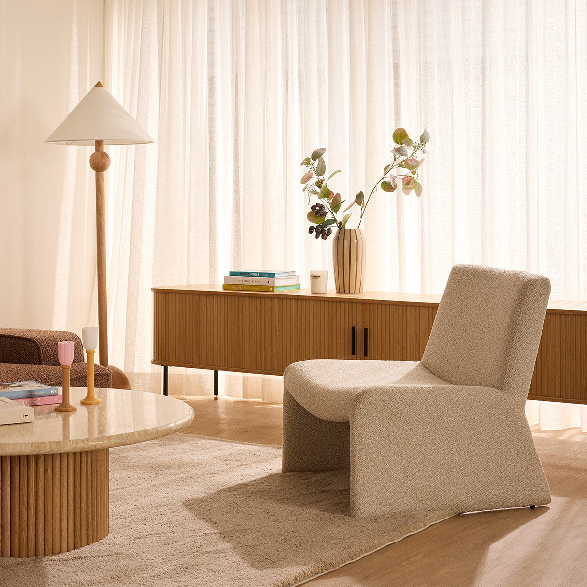 Amelia Lounge Chair - Modern Comfortable Accent Chair for Living Room, Bedroom & Office - Perfect for Relaxing, Reading & Lounging