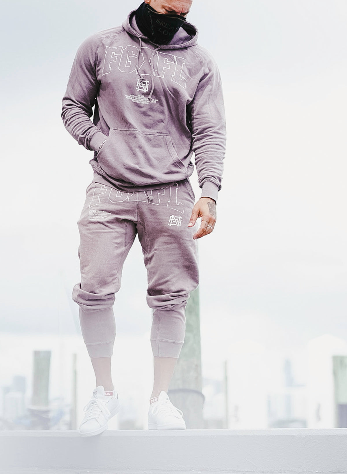 ARCH HOODIE HAZE - Trendy Oversized Pullover for Men & Women | Comfortable Streetwear Fashion | Perfect for Casual Outfits, Gym, and Outdoor Activities