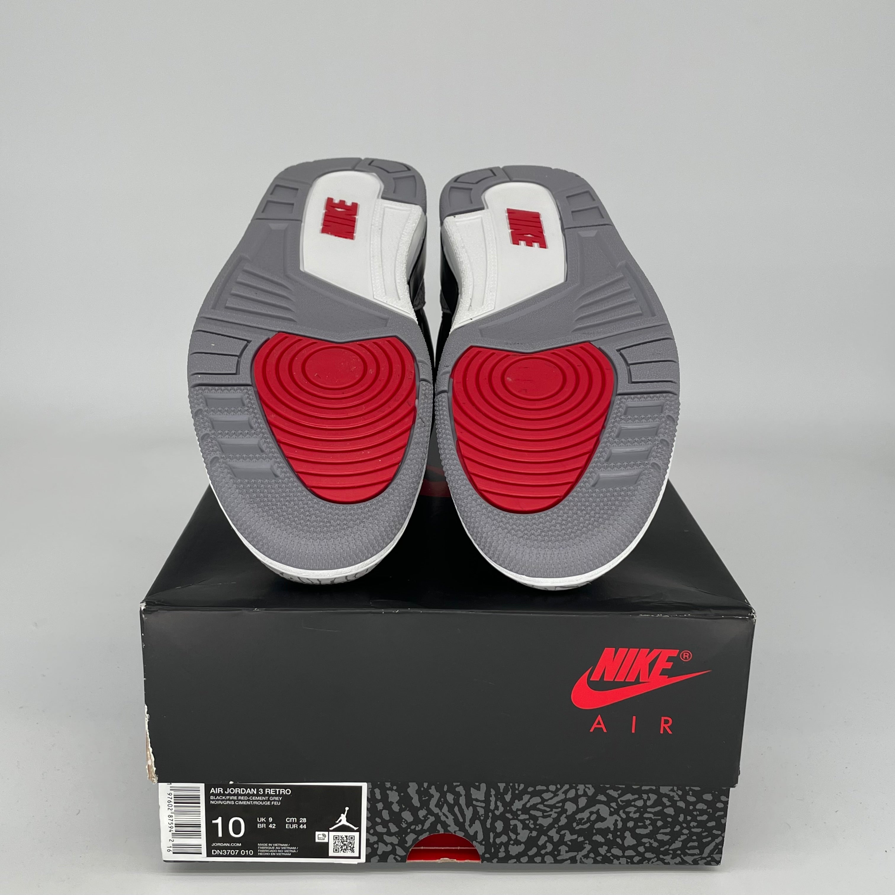 Original Air Jordan 3 Retro 'Black Cement' Men's Basketball Shoes Size 10 - DN3707-010 for Sneaker Collectors & Streetwear Fashion