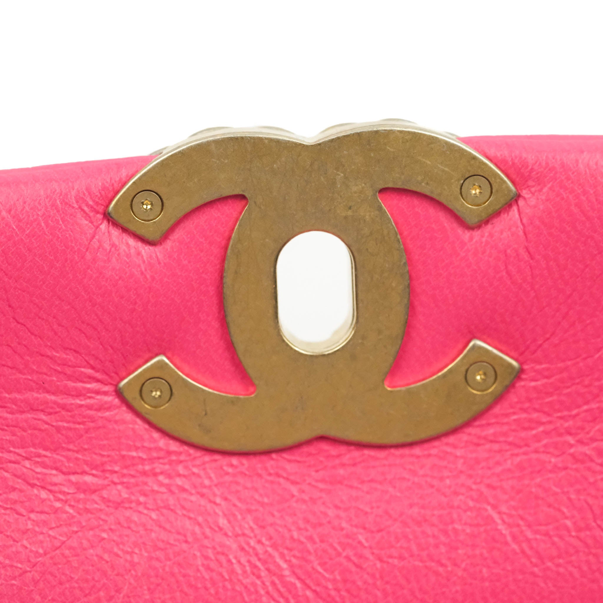 Chanel 19 Small Handbag in Rosy Pink Goatskin Leather with Mixed Hardware - 20K Collection | Luxury Crossbody Bag for Women, Perfect for Date Night & Special Occasions