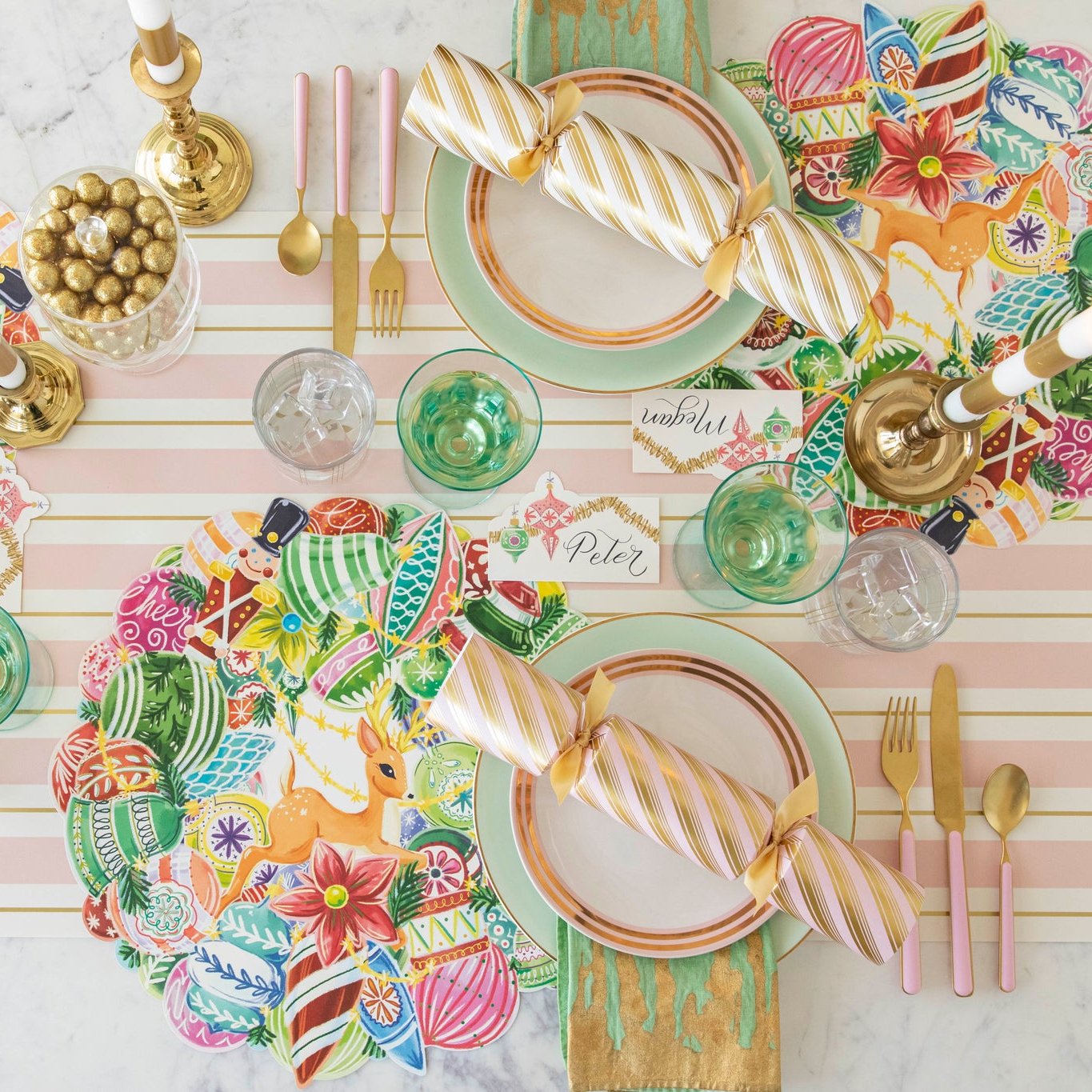 Christmas Die-Cut Wreath Placemat - Holiday Table Decor for Dining, Parties & Festive Home Decor
