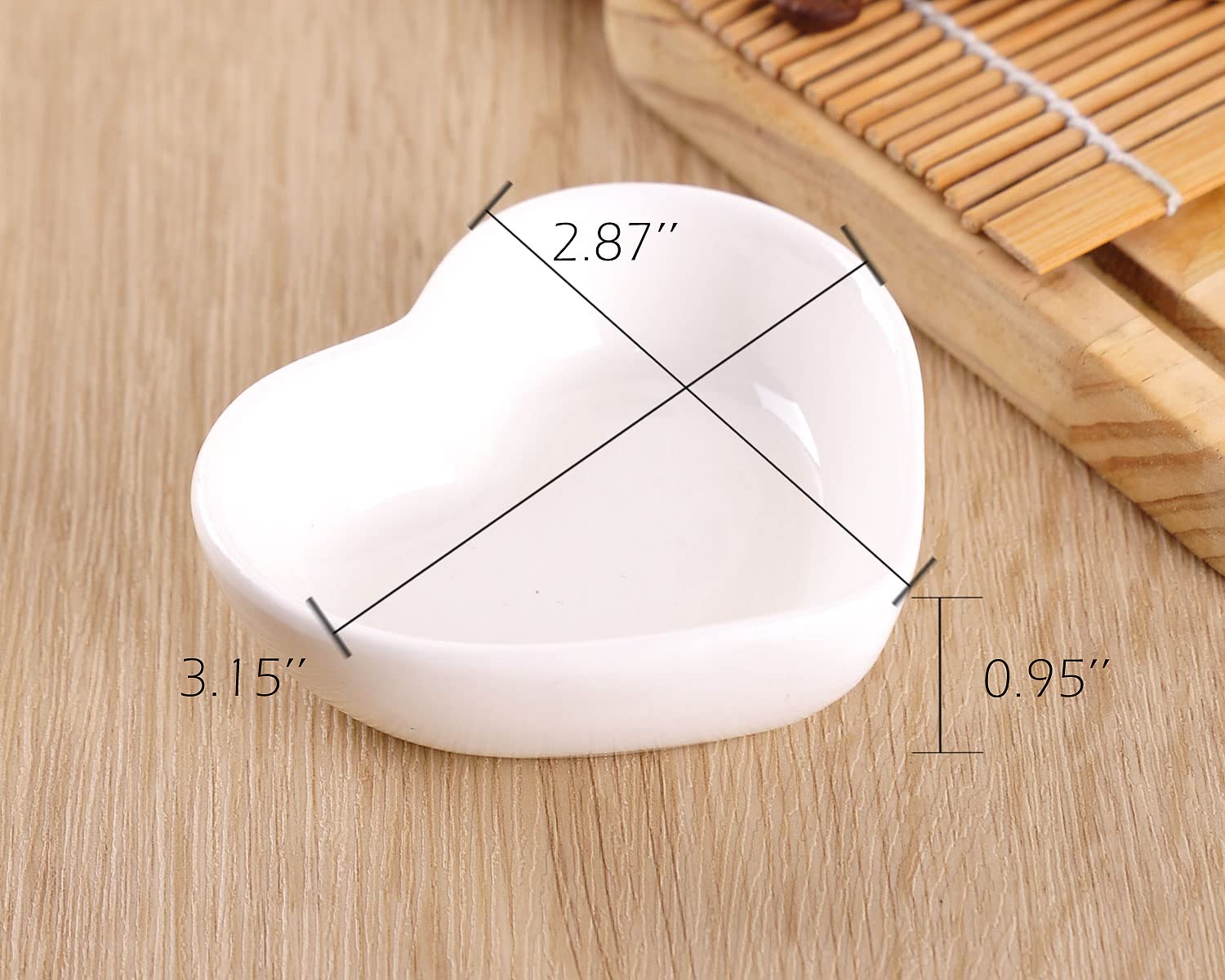 WHJY White Heart-Shaped Ceramic Side Dish Bowls - Set of 6, Contemporary Porcelain Appetizer Plates for Soy Sauce, Dipping Sauces, Seasonings - Perfect for Wedding, Birthday Party, Romantic Dinner & Home Decor