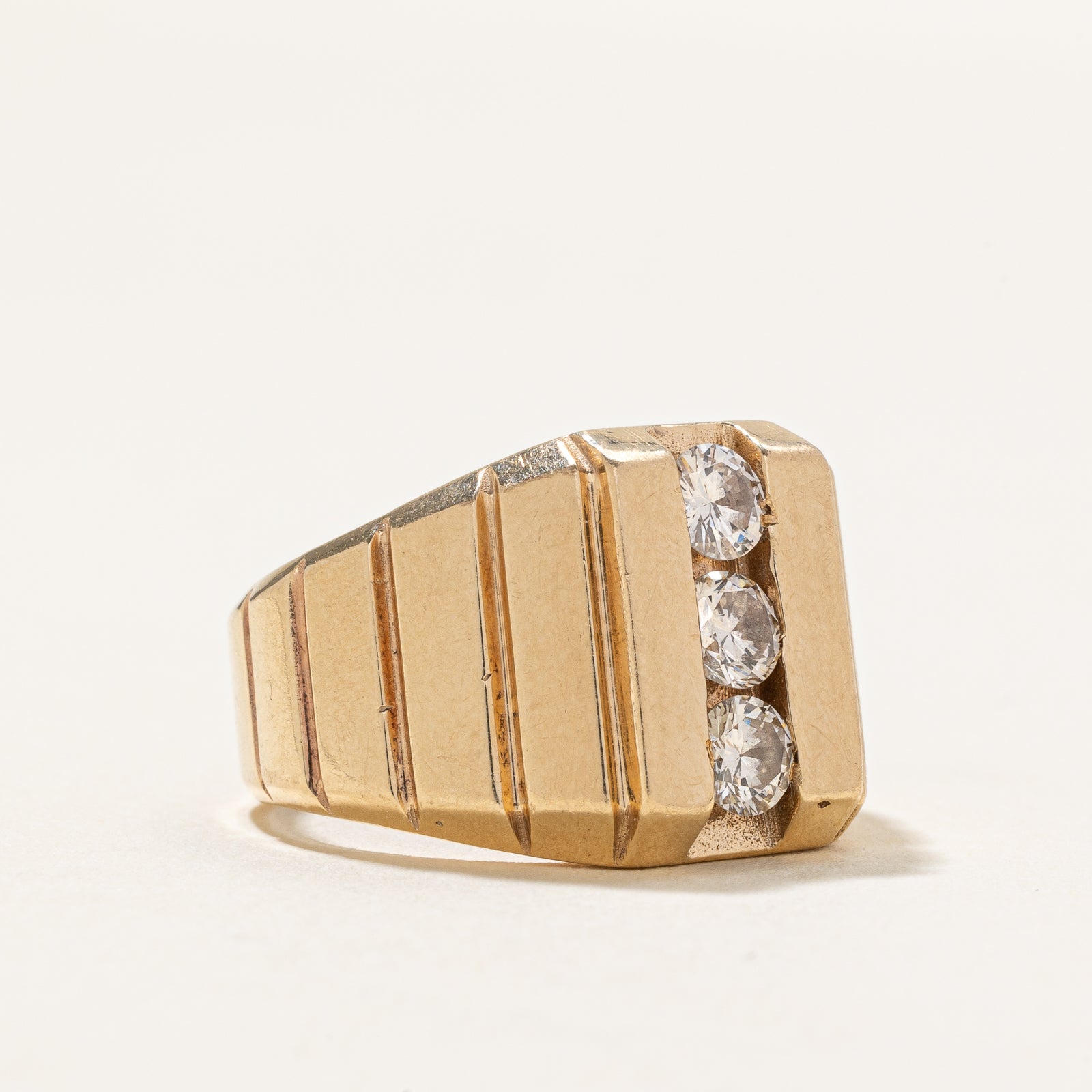 Diamond Column Grooved Cocktail Ring - 0.66 Carat Total Weight (CTW) - Size 7.75 - Elegant Statement Jewelry for Parties, Weddings & Special Occasions