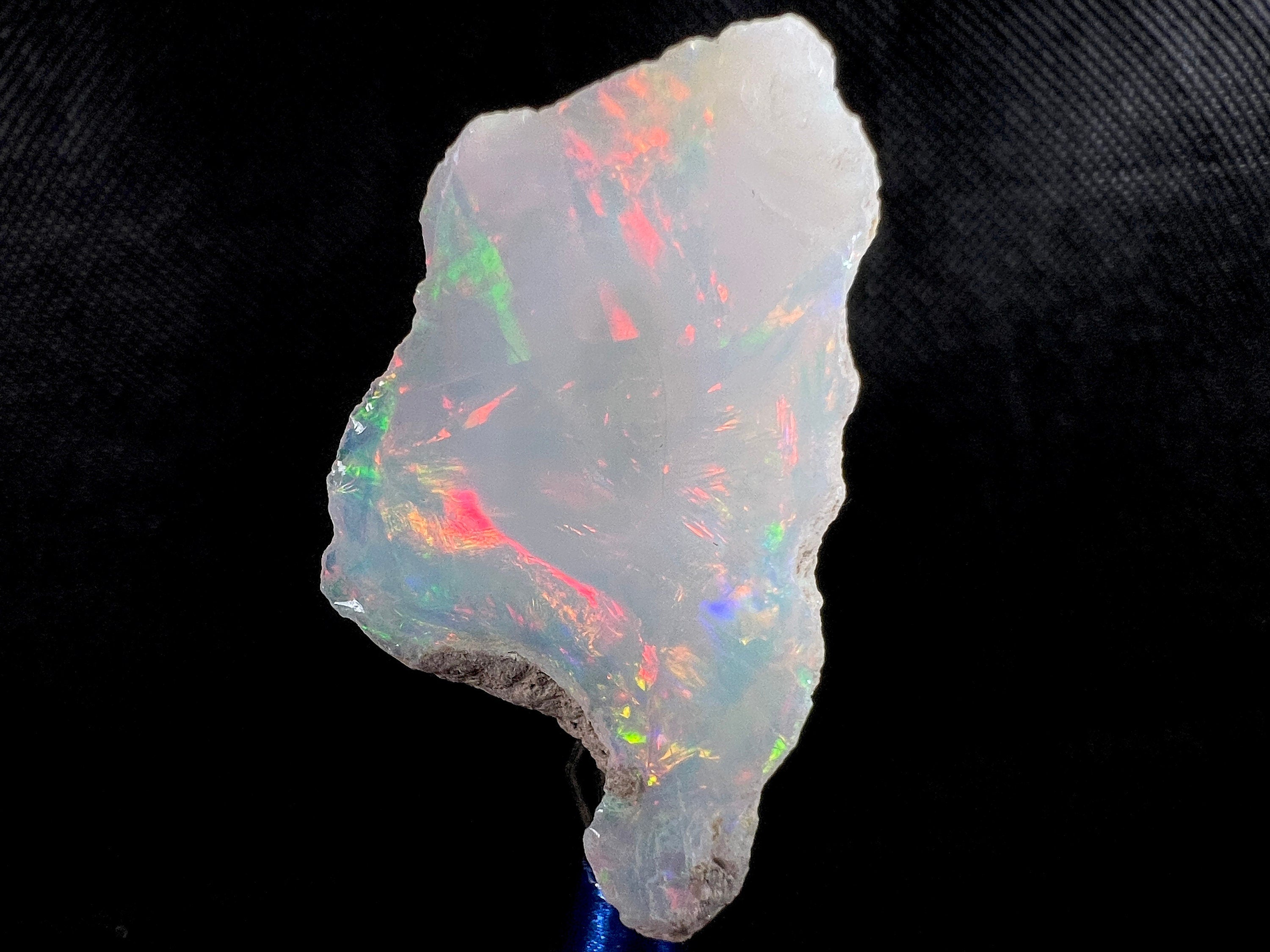 Premium 4A+ Welo Opal Raw Crystal - Natural Cutting Grade Opal Gemstone, October Birthstone for Jewelry Making (50723) | Perfect for Engagement Rings, Necklaces & Healing Crystal Collections