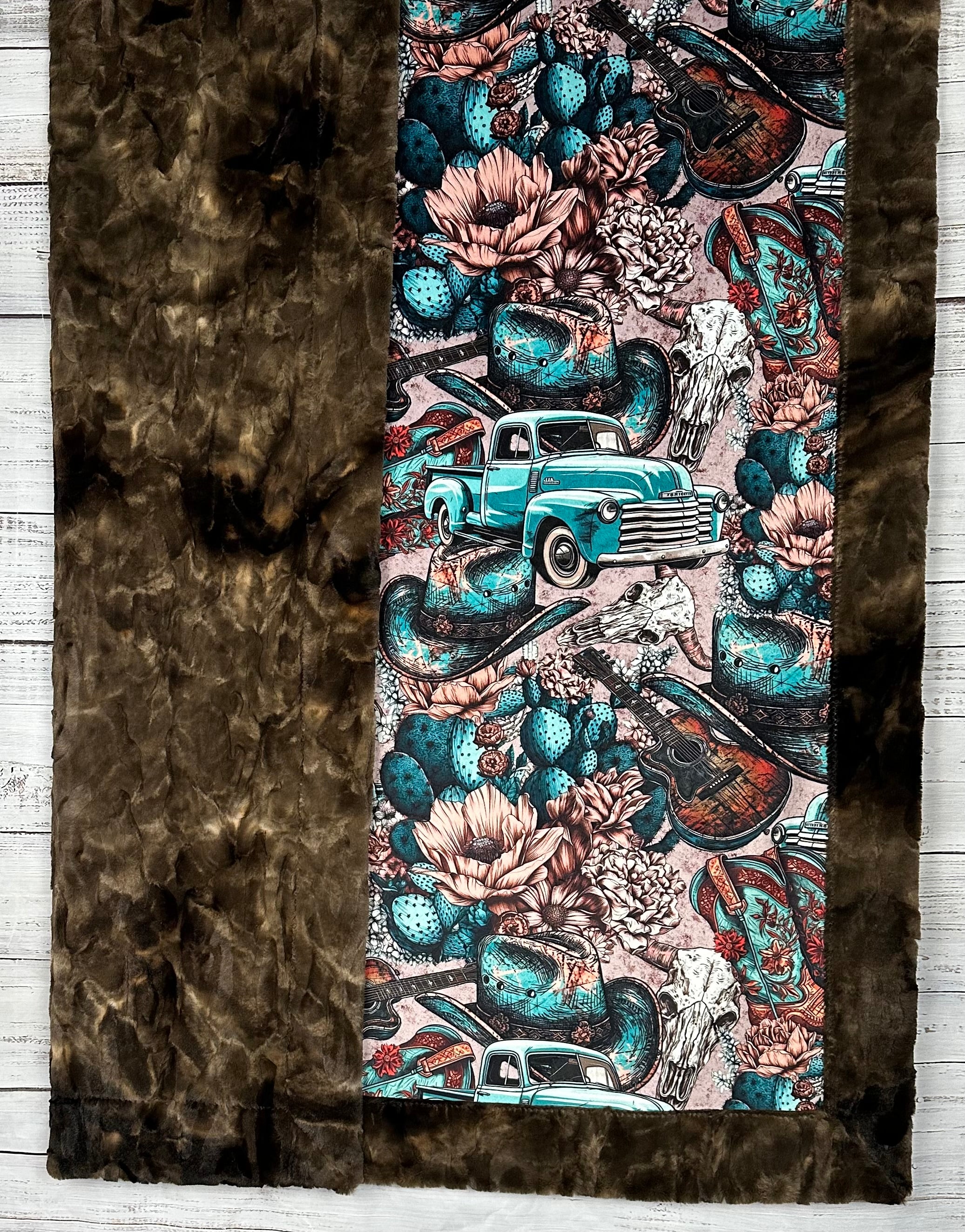 Vintage Western Brown Tie Dye Luxe 54x79 Inch Large Minky Blanket - Ultra Soft Premium Quality - Perfect for Bedroom, Sofa, Picnic & Gift Giving