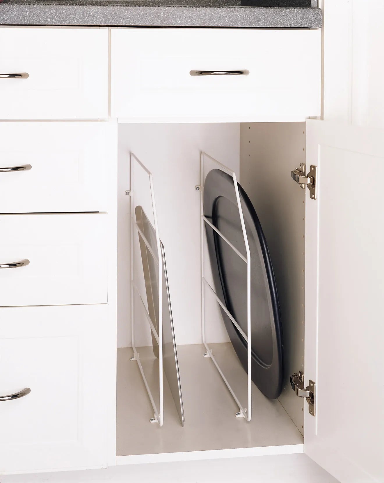12-Slot White Plastic Tray Divider for Organizing Jewelry, Makeup, or Office Supplies - Perfect for Storage and Display