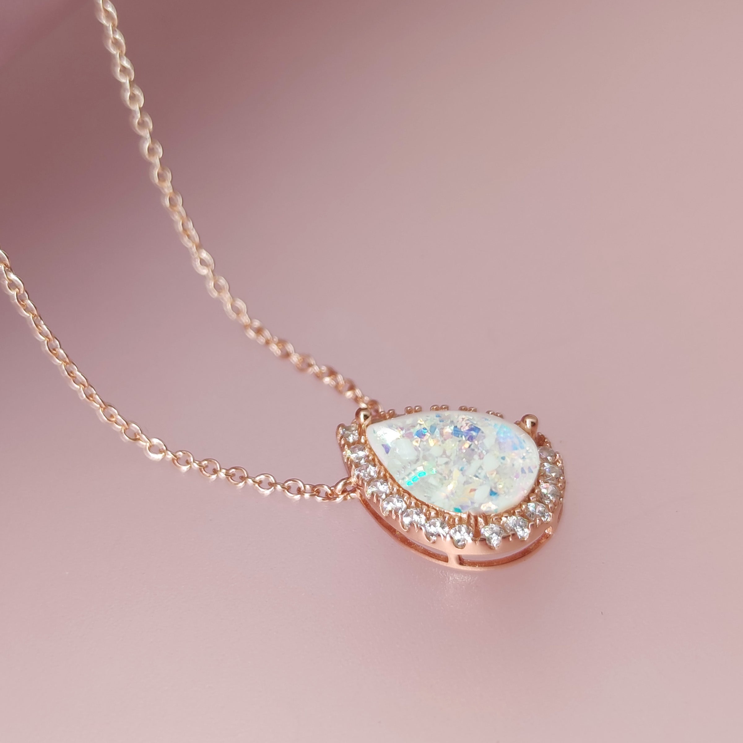 Eternal Embers Memorial Ashes Necklace - Cremation Jewelry for Loved Ones | Keepsake Pendant for Ashes | Perfect for Remembrance, Memorial Gifts & Everyday Wear