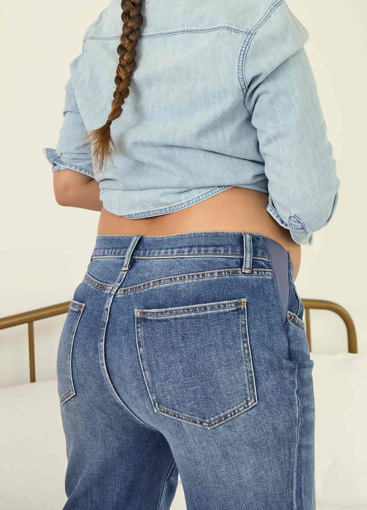 Best Stretch Maternity Jeans for Women - Comfortable Boyfriend Fit Pregnancy Denim Pants for Everyday Wear & Maternity Photos