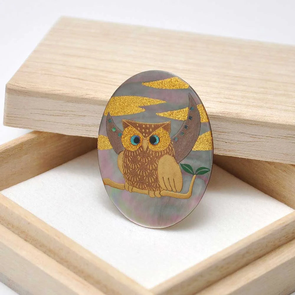 Exquisite Japanese Maki-e Urushi Lacquer Brooch with Black Lip Oyster Pearl Shell Owl Design - Traditional Handcrafted Jewelry for Women - Perfect for Formal Occasions, Weddings & Cultural Events