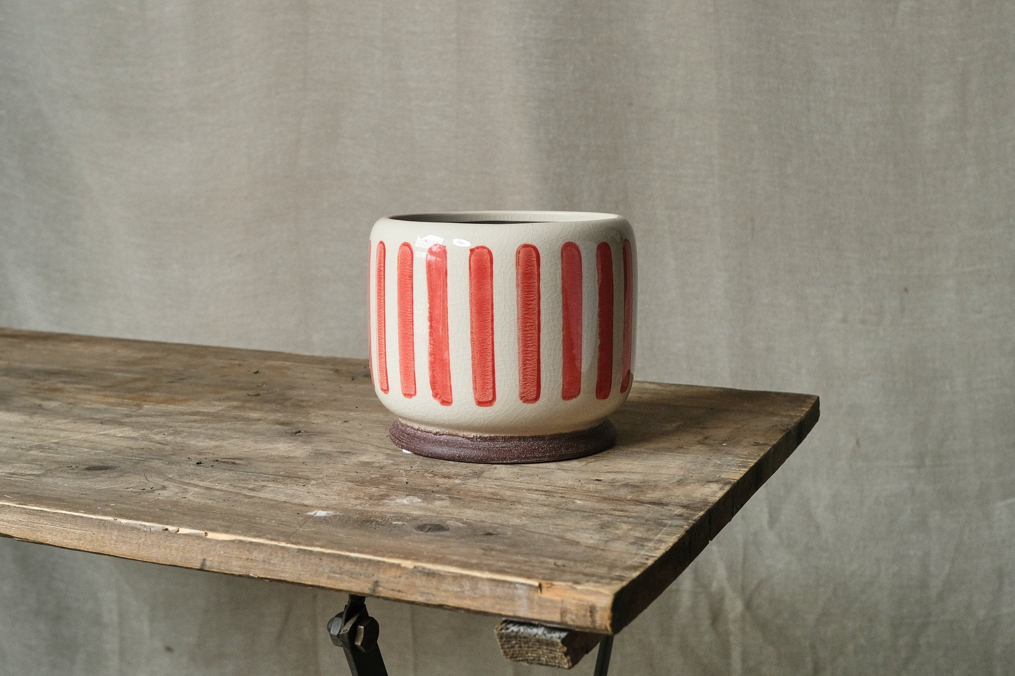 Red Striped Stoneware Pot - Ceramic Plant Pot with Drainage Hole (11cm, 15cm, 18cm Diameter) - Perfect for Indoor Plants, Succulents & Home Decor