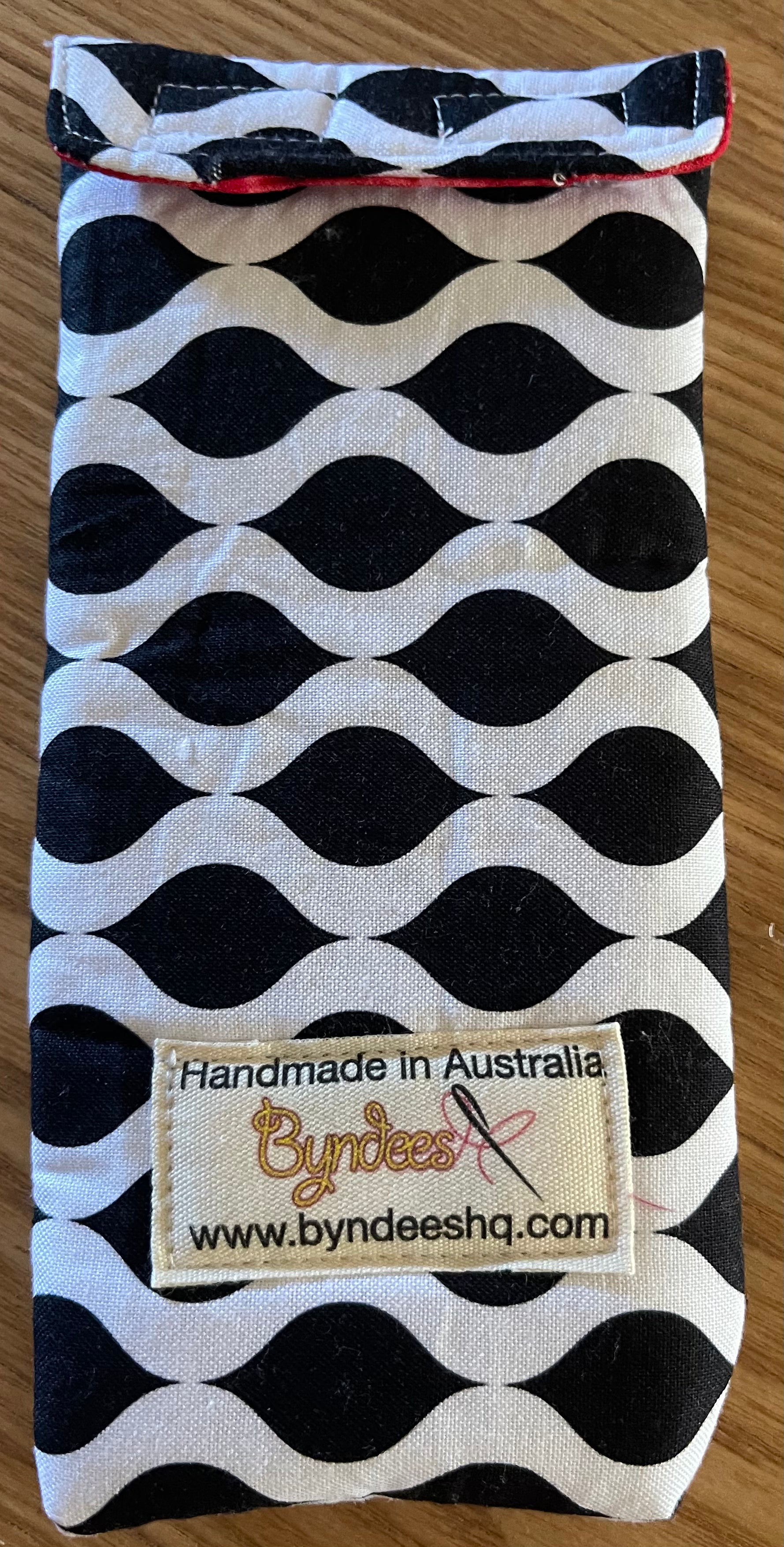 Premium Black & White Mixed Glasses Case - Durable & Stylish Eyewear Protector for Travel, Work & Everyday Use