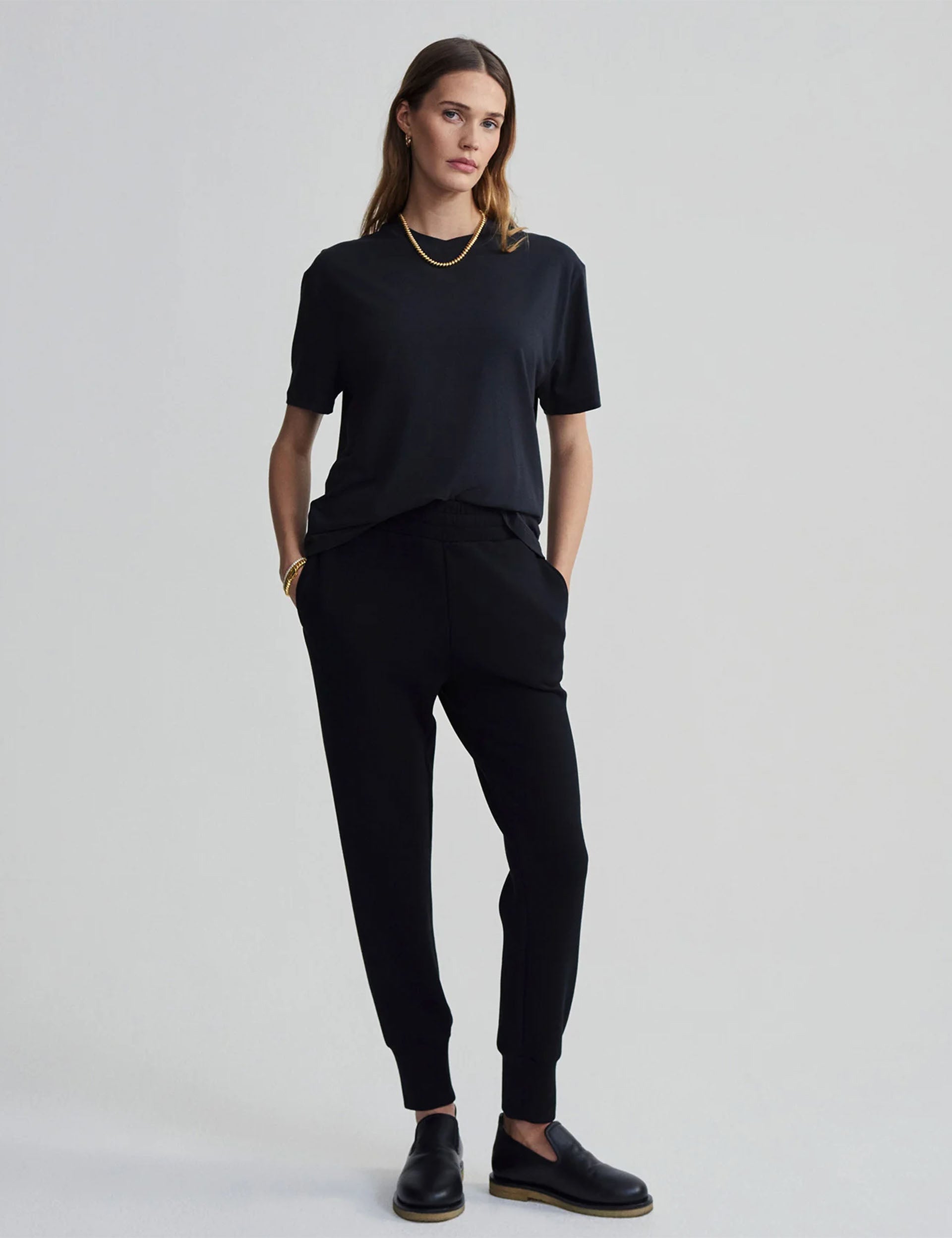 Leighton Boyfriend Tee - Soft Oversized T-Shirt for Women in Black | Casual Comfort Wear for Everyday, Lounge & Street Style